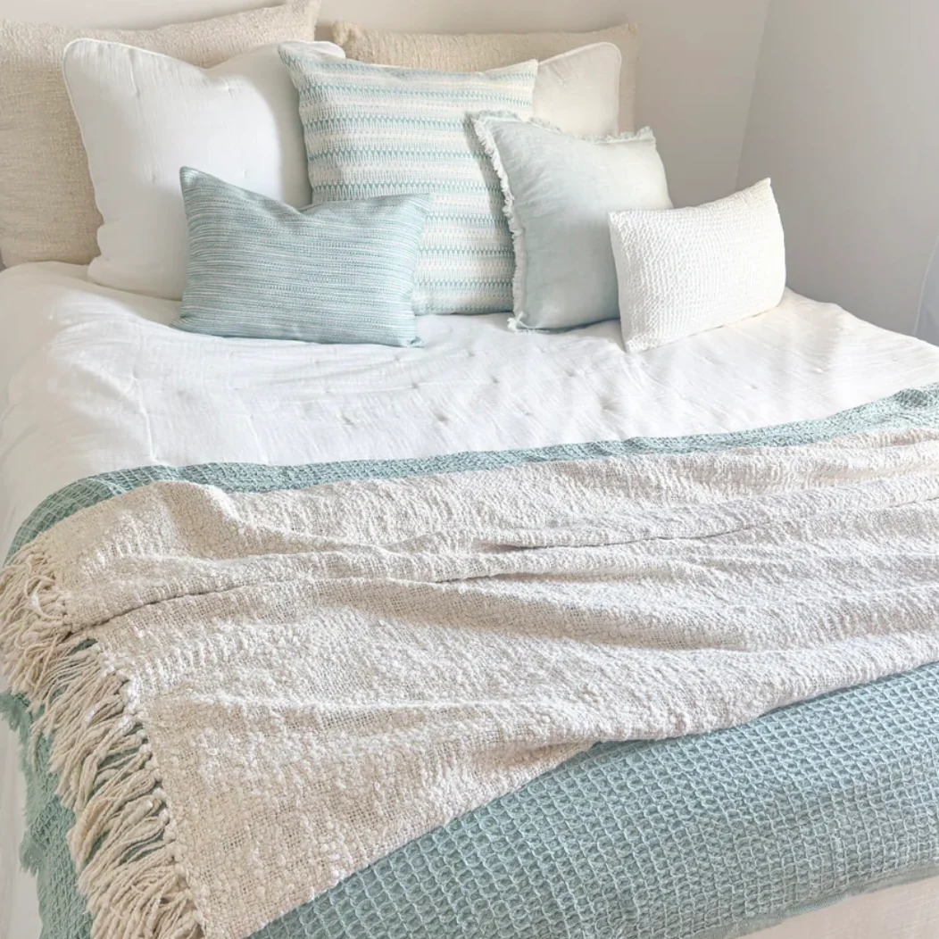 Anaya Home Cozy Cotton Ivory Boucle Throw With Fringe - Image 10
