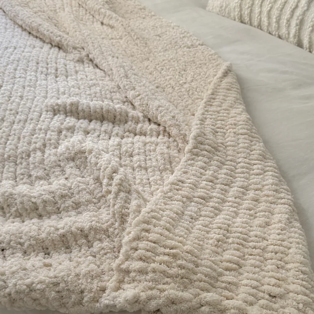 Anaya Home Sandy Beige Oversized Plush Chenille Sweater Throw - Image 3