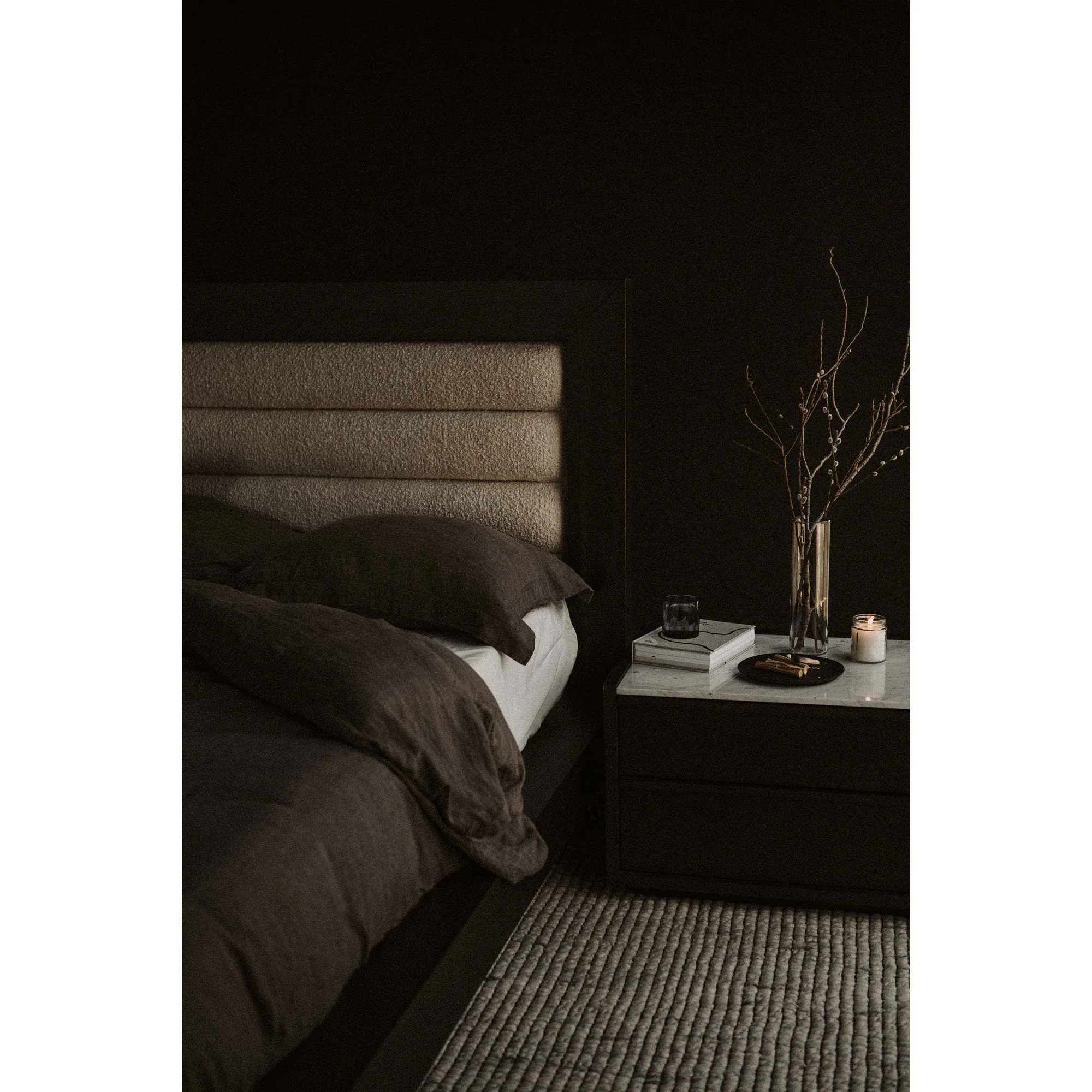 Moe's Home Collection Ashcroft Channeled Upholstered Queen Size Bed - Image 13