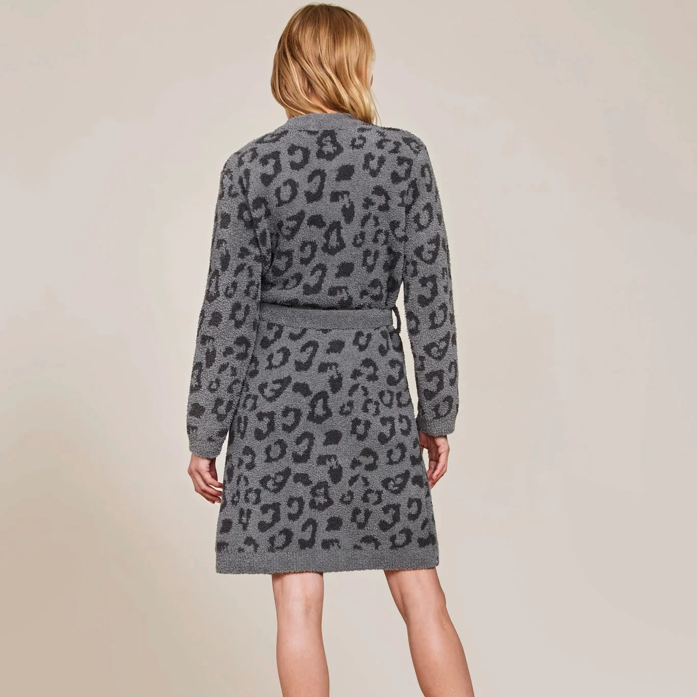 Barefoot Dreams CozyChic Graphite & Carbon Leopard In The Wild Robe ~  Size Small / Medium - Image 3