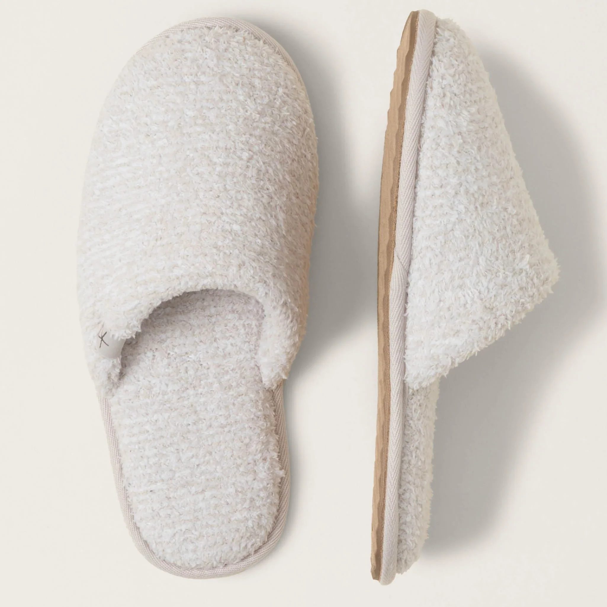 Barefoot Dreams CozyChic Spa Slippers ~ Size M 7/8 ~ Heathered Stone and White - Image 2