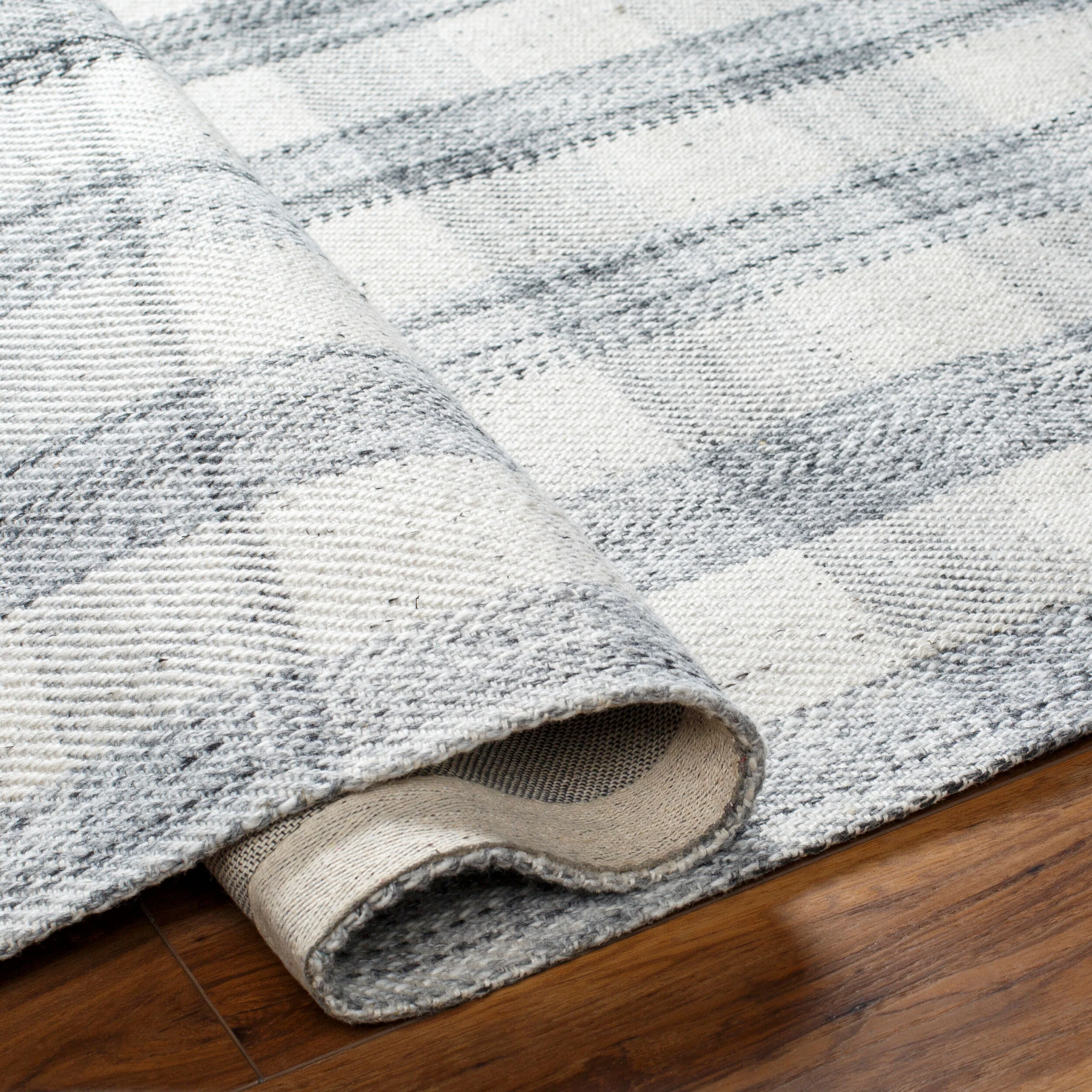 Becki Owens x LIVABLISS Sammy Machine Woven Rug - Image 6