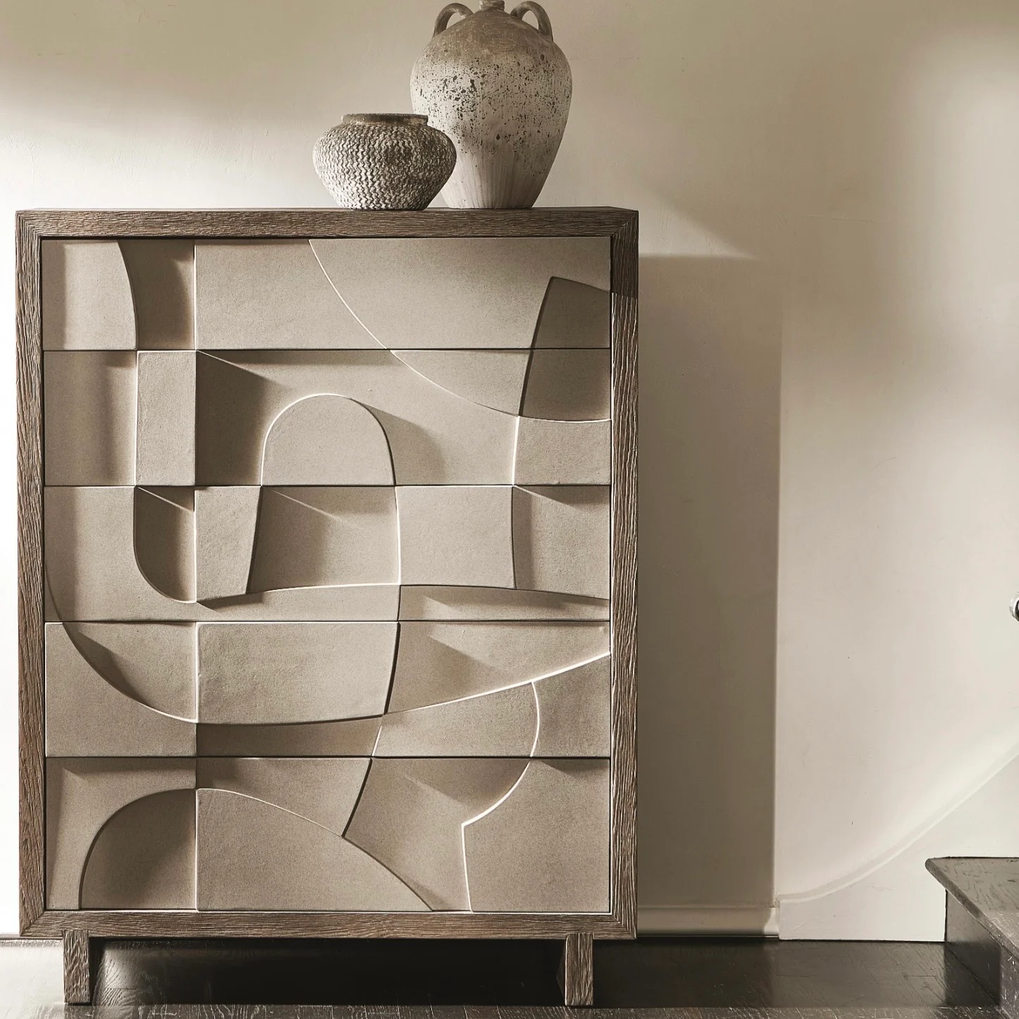 Bernhardt Casa Paros Collection Five- Drawer Tall Drawer Chest ~ Bedrock Faux Concrete Finish