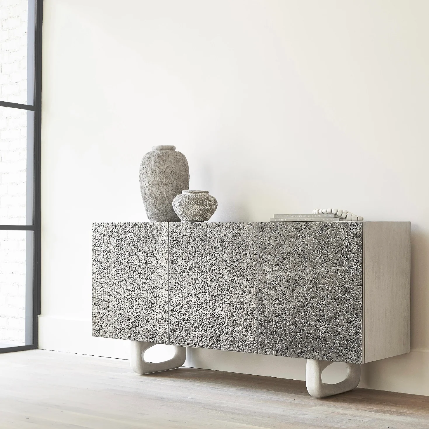 Bernhardt Sereno Collection Buffet ~ Lutra Finish - Image 2