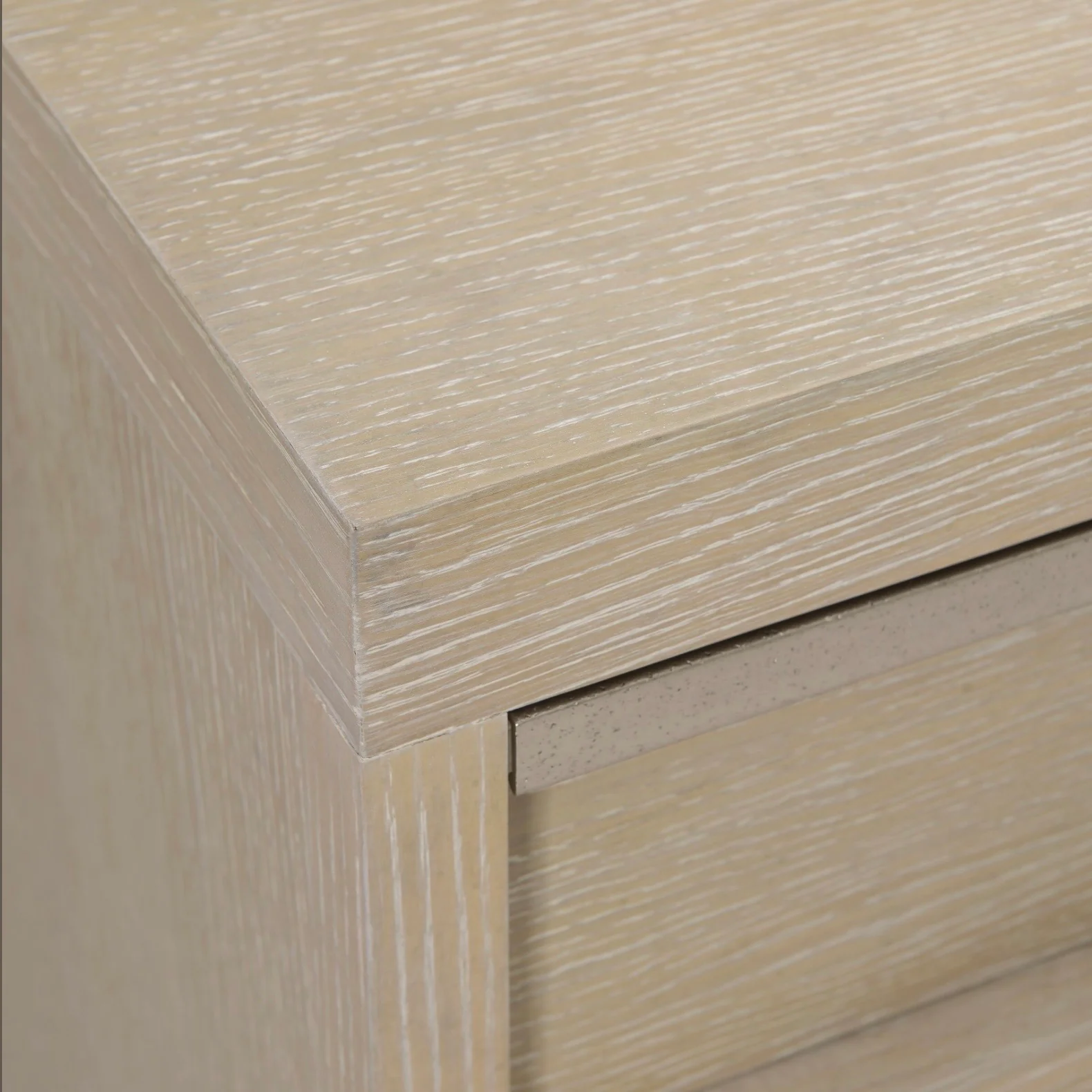 Bernhardt Solaria Collection Nine Drawer Dresser ~ Dune Finish - Image 7
