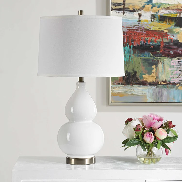 Casa Bella Living Pristine White Elegant Ceramic Table Lamp ~ LAST CHANCE SALE ~ LIMITED QUANTITY - Image 2