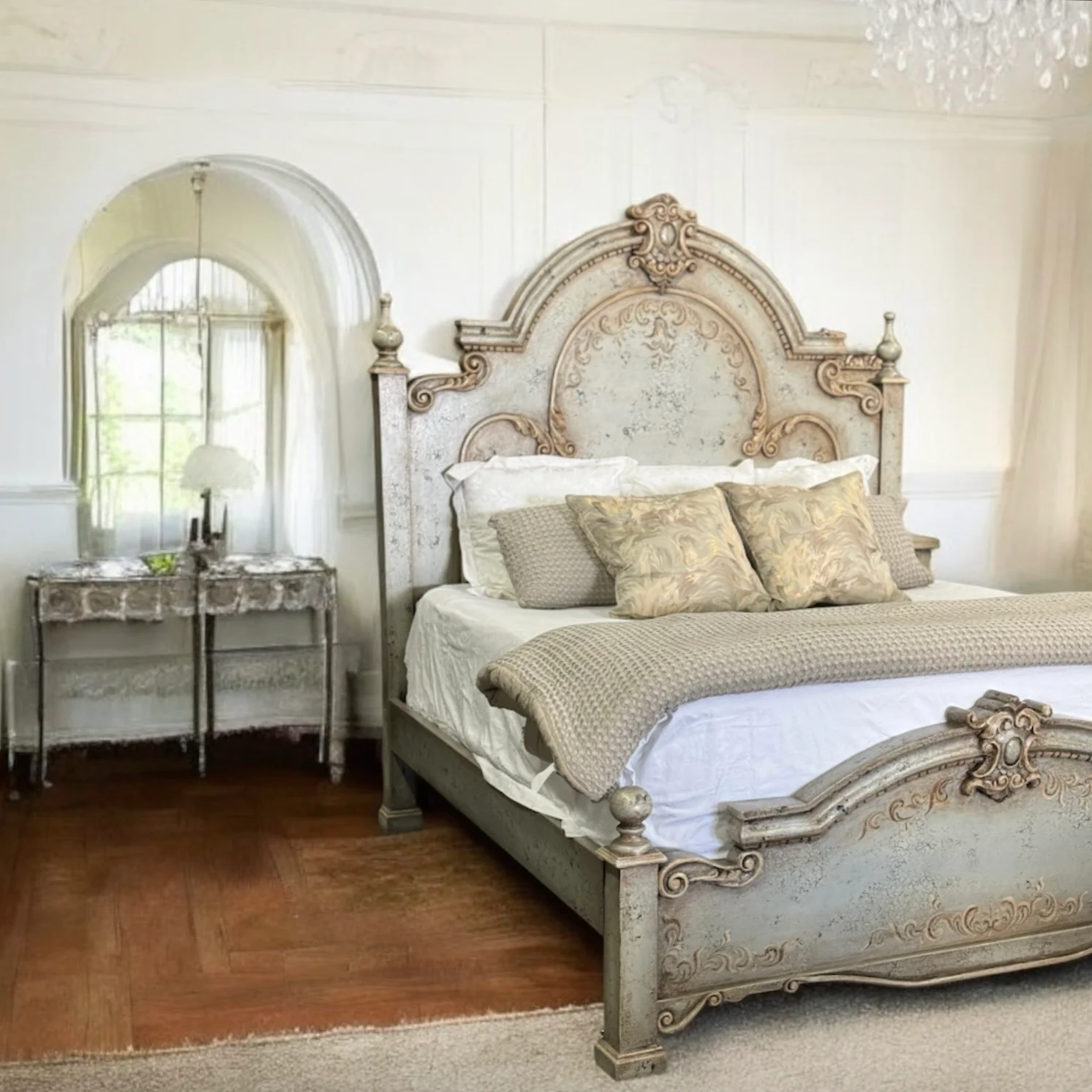 Casa Bonita Peruvian Hand-Painted Carved Wood Montelena King Size Bed - Image 2