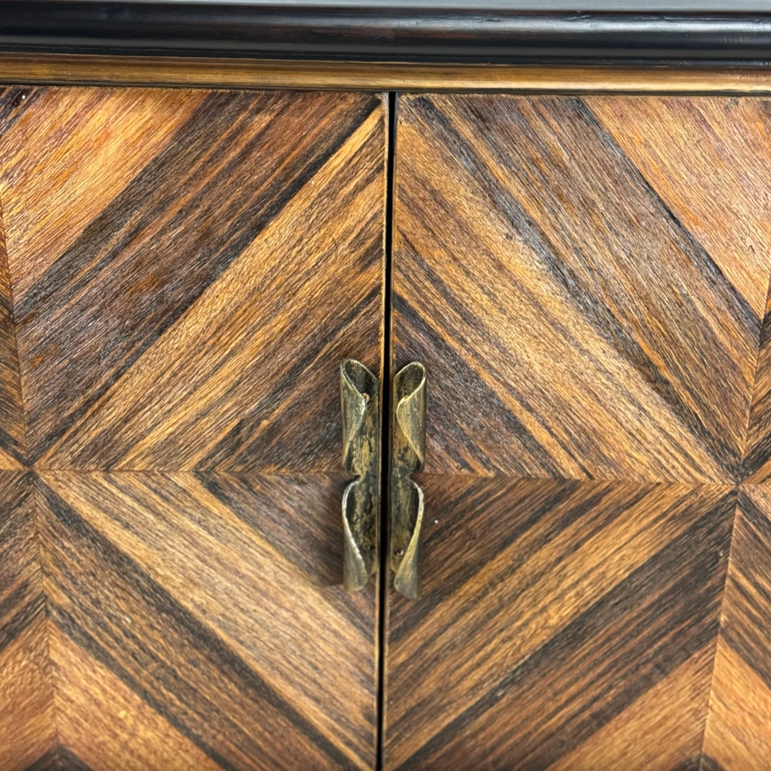 Casa Bonita Modern Rustic Brentwood Chest - Image 3