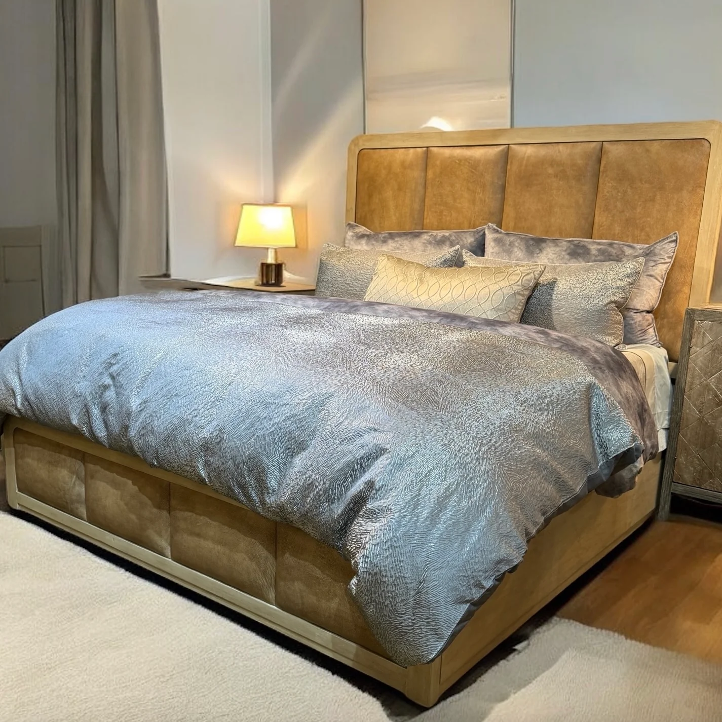 Casa Bonita Modern Rustic Taylor King Bed - Image 2