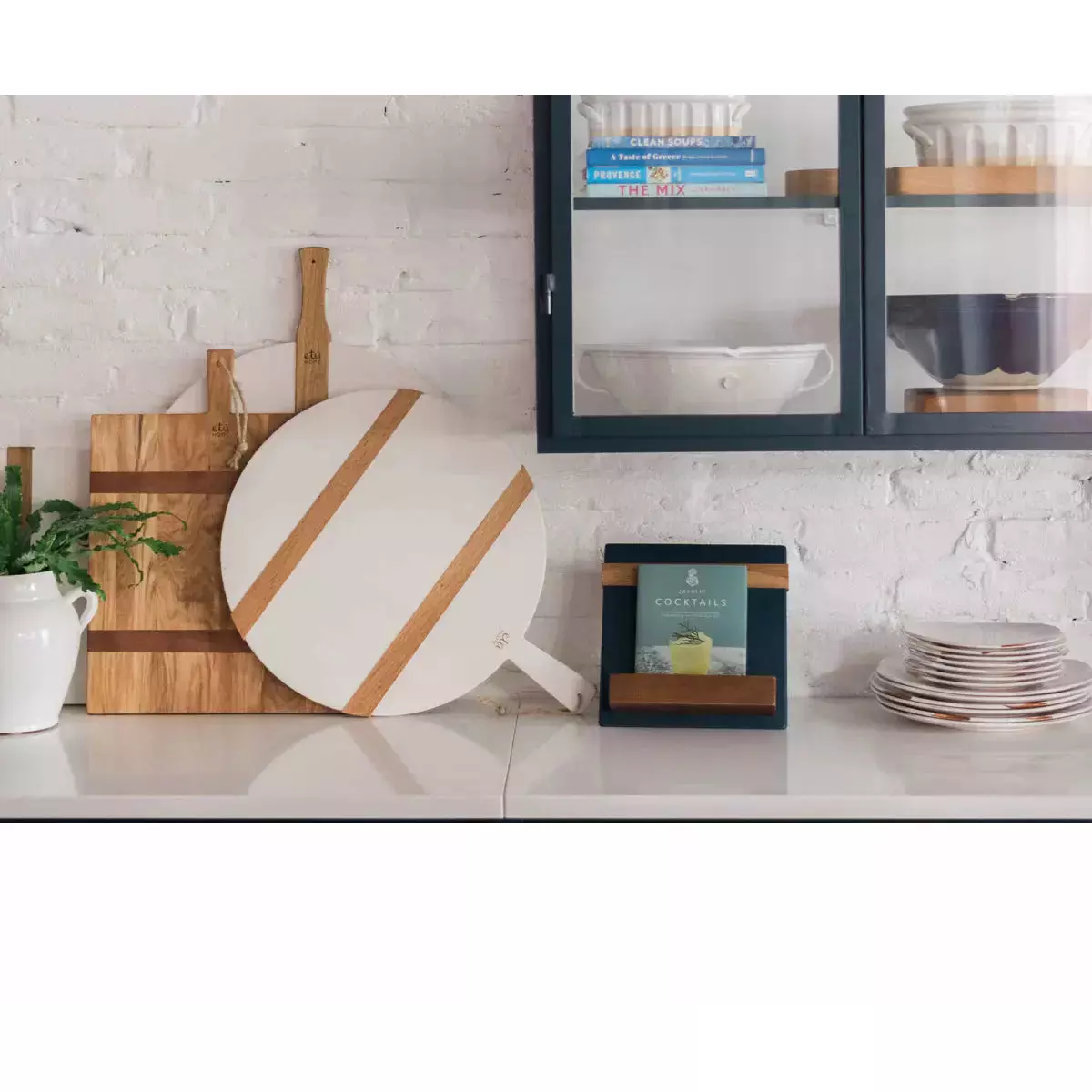 etúHOME Rectangle Oak Medium Charcuterie Board ~ IN-STORE PURCHASE ONLY - Image 5