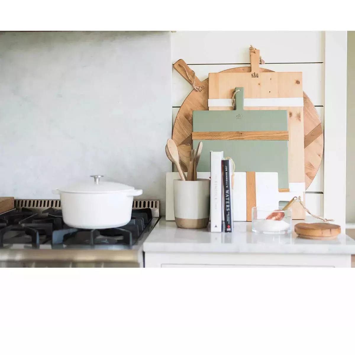 etúHOME White Rectangle Mod Small Charcuterie Board ~ IN-STORE PURCHASE ONLY - Image 10