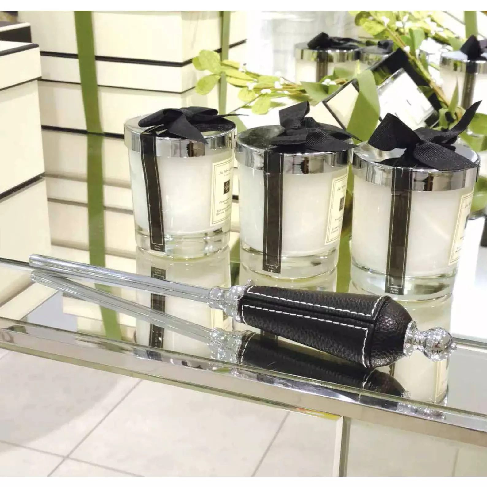 Social Light Oxford Soiree Collection Harley Black Leather Decorative Lighter Butane Refillable - Image 2