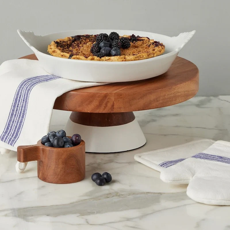 etúHOME Mod White Cake Stand~ IN-STORE PURCHASE ONLY