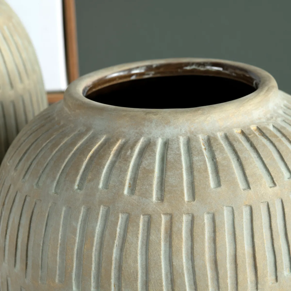 Crestview Collection Cannon Urn Vases ~ Set Of 2 - Image 5