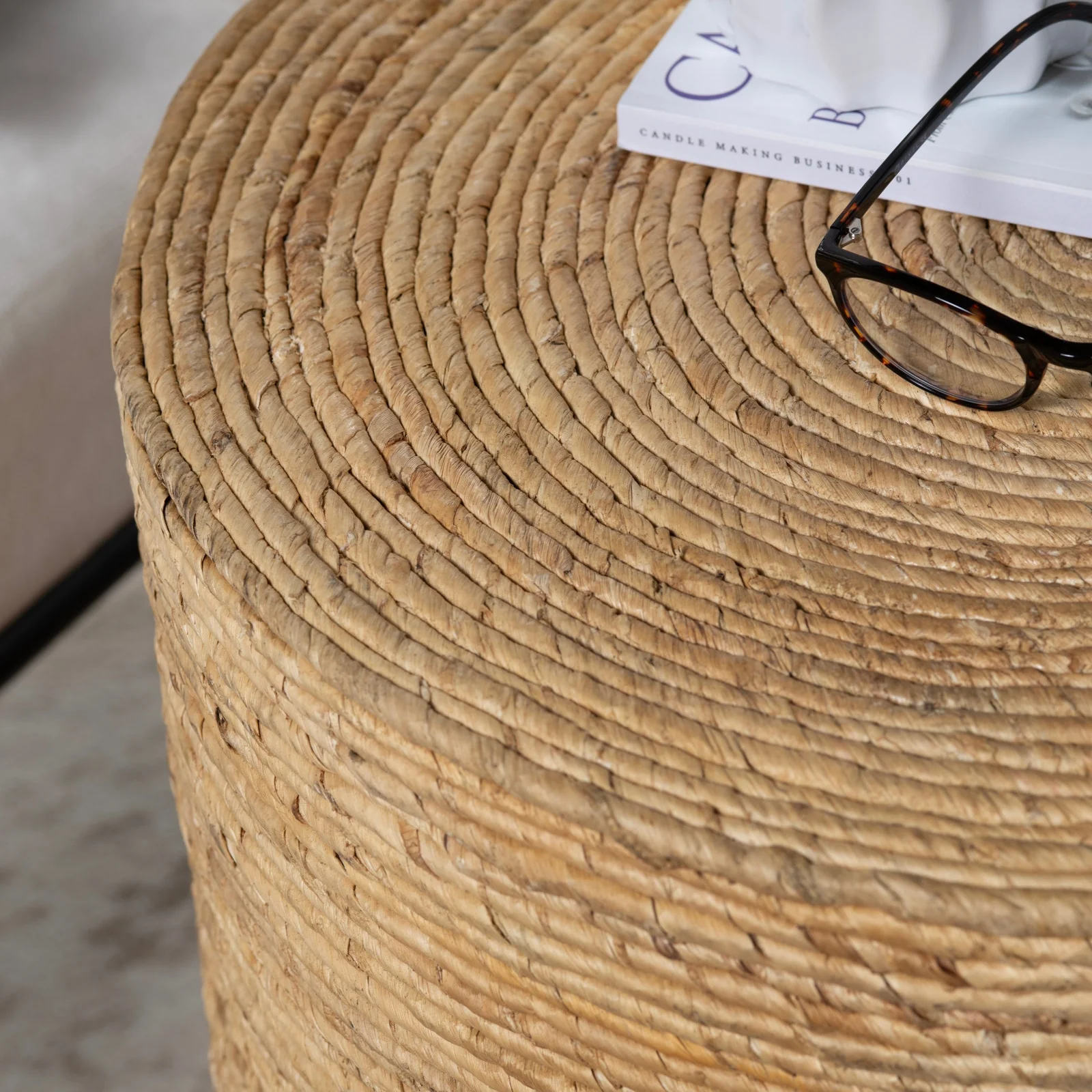 Crestview Collection Costa Rica Banana Rope End Table - Image 5
