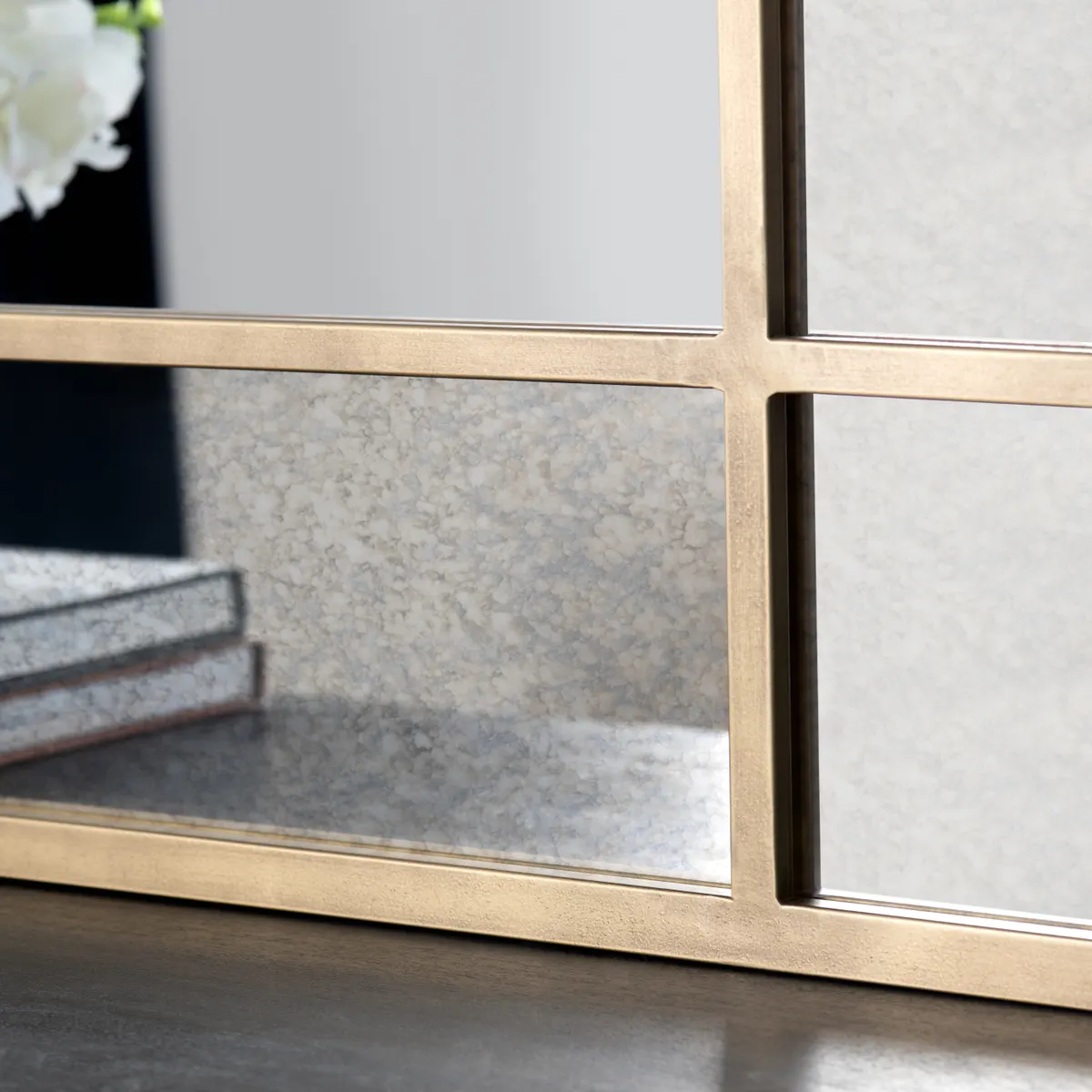 Crestview Collection Margo Antiqued Glass Around the Clear Glass Mirror - Image 3