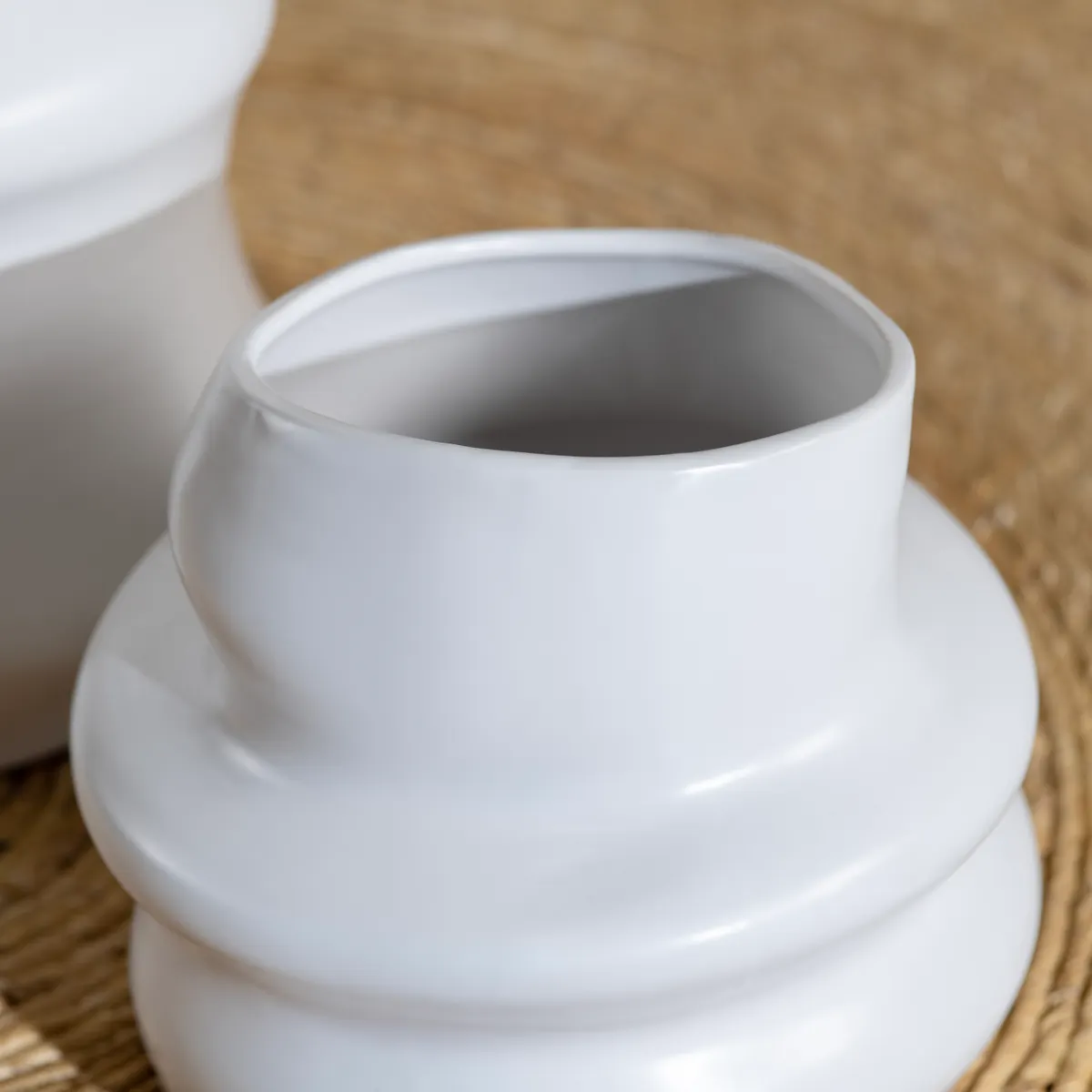 Crestview Collection Merritt White Vases ~ Set Of 3 - Image 6