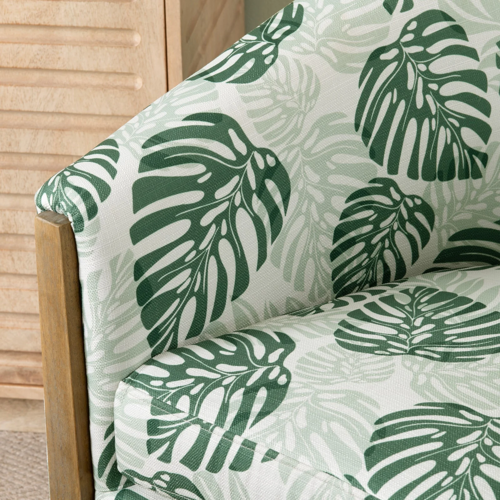 Crestview Collection Palmetto Palm Leaf Print Accent Chair - Image 6