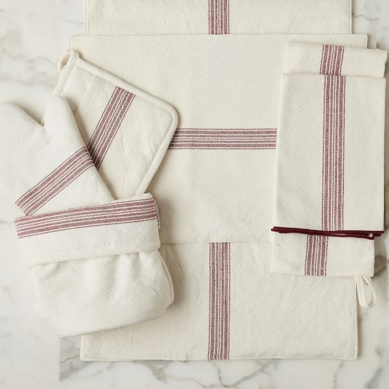 etúHOME Vintage Merlot Red Stripe Kitchen Pot Holders ~ Set of 2 - Image 4