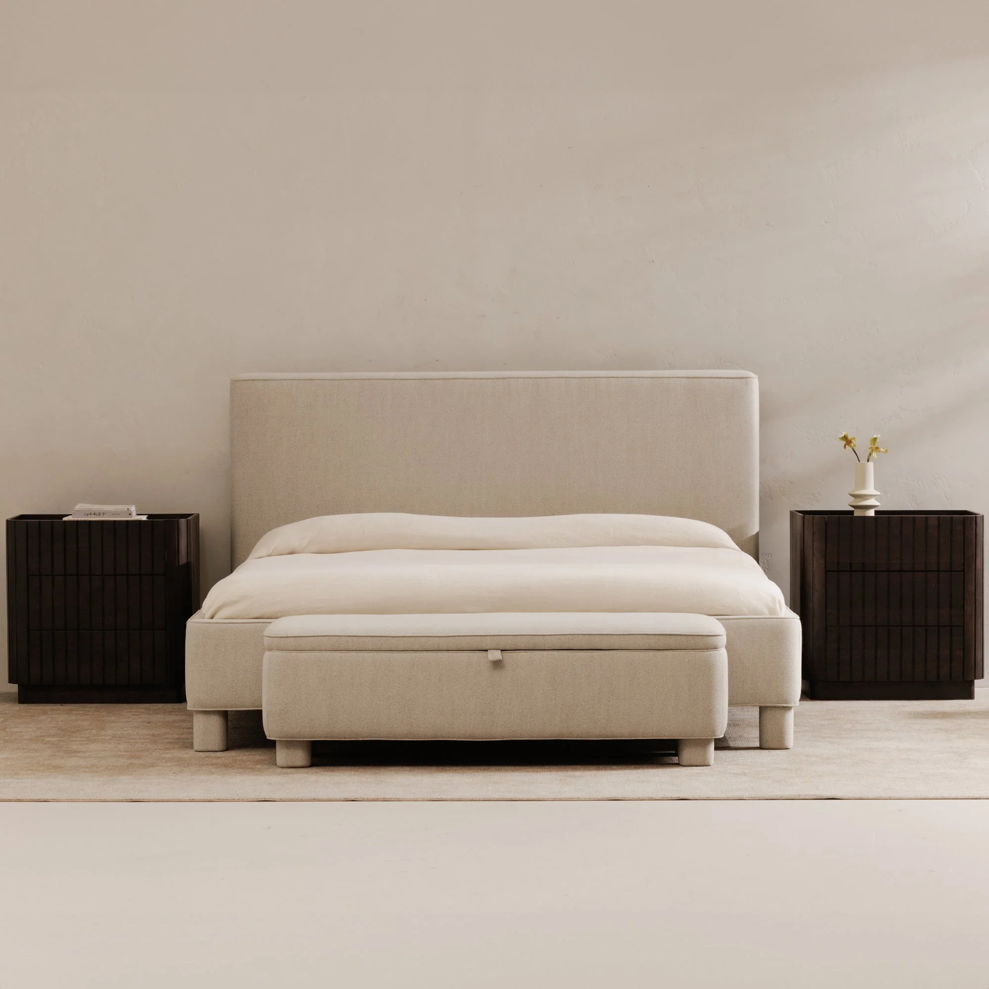 Moe's Home Collection Ichigo Light Grey Upholstered King Size Bed