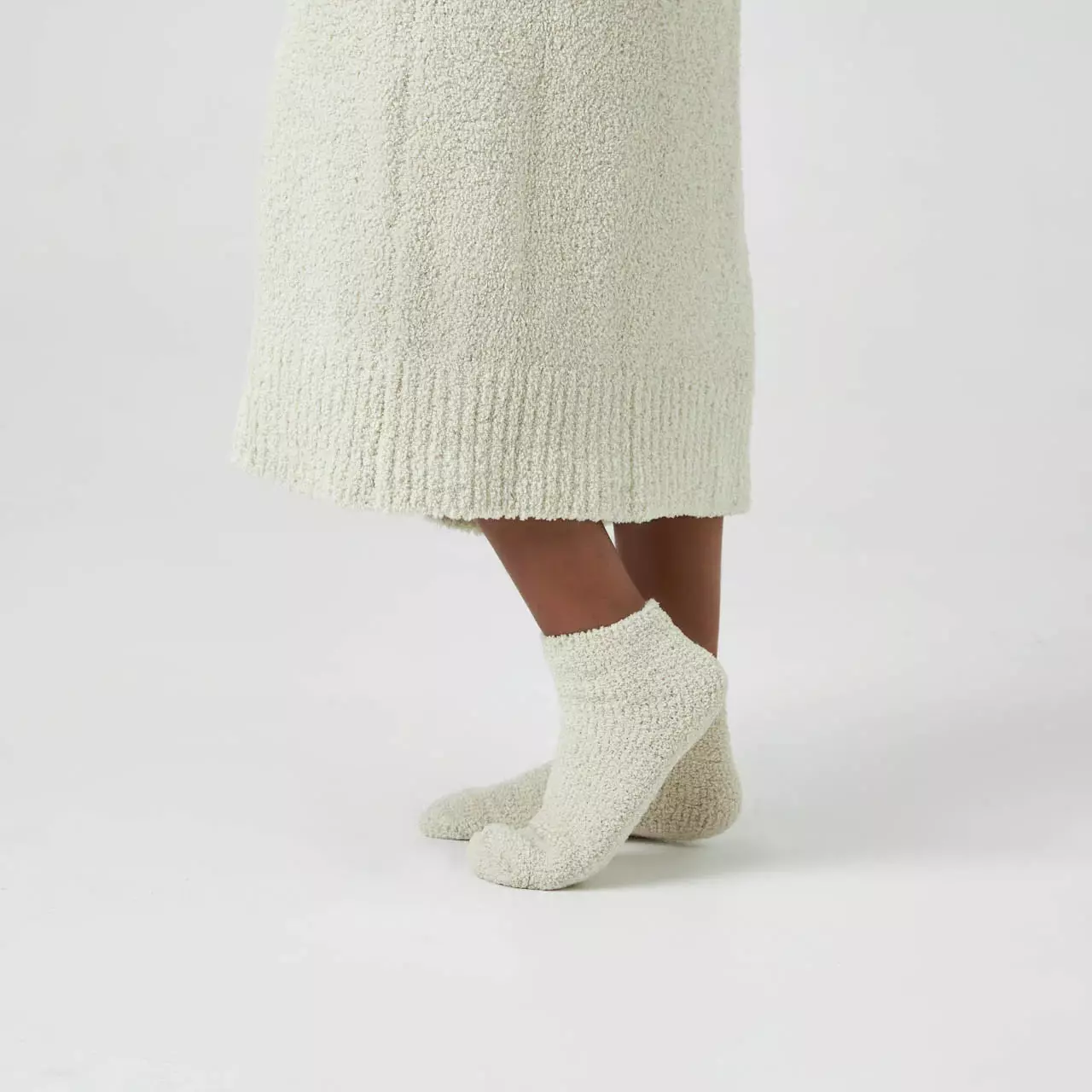 Kashwere Malt Plush Spa Socks - Image 2