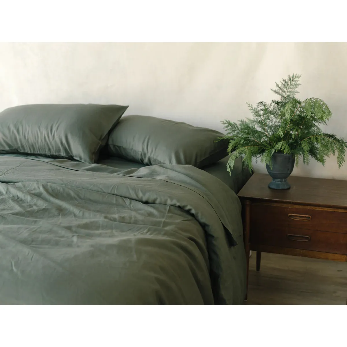 Cozy Earth Linen Bamboo Duvet Cover Available In Queen and King Sizes - Image 19