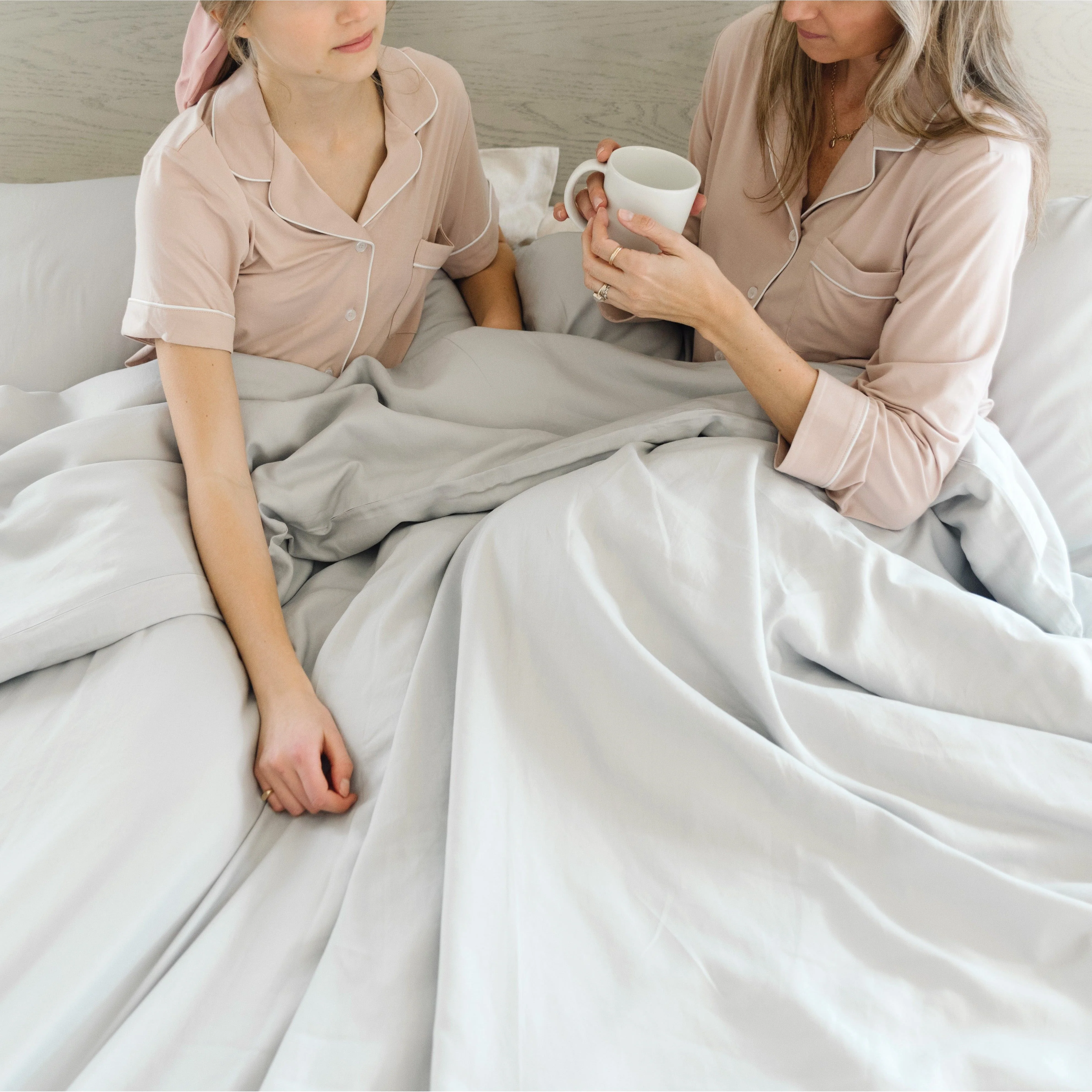 Cozy Earth Linen Bamboo Duvet Cover Available In Queen and King Sizes - Image 3