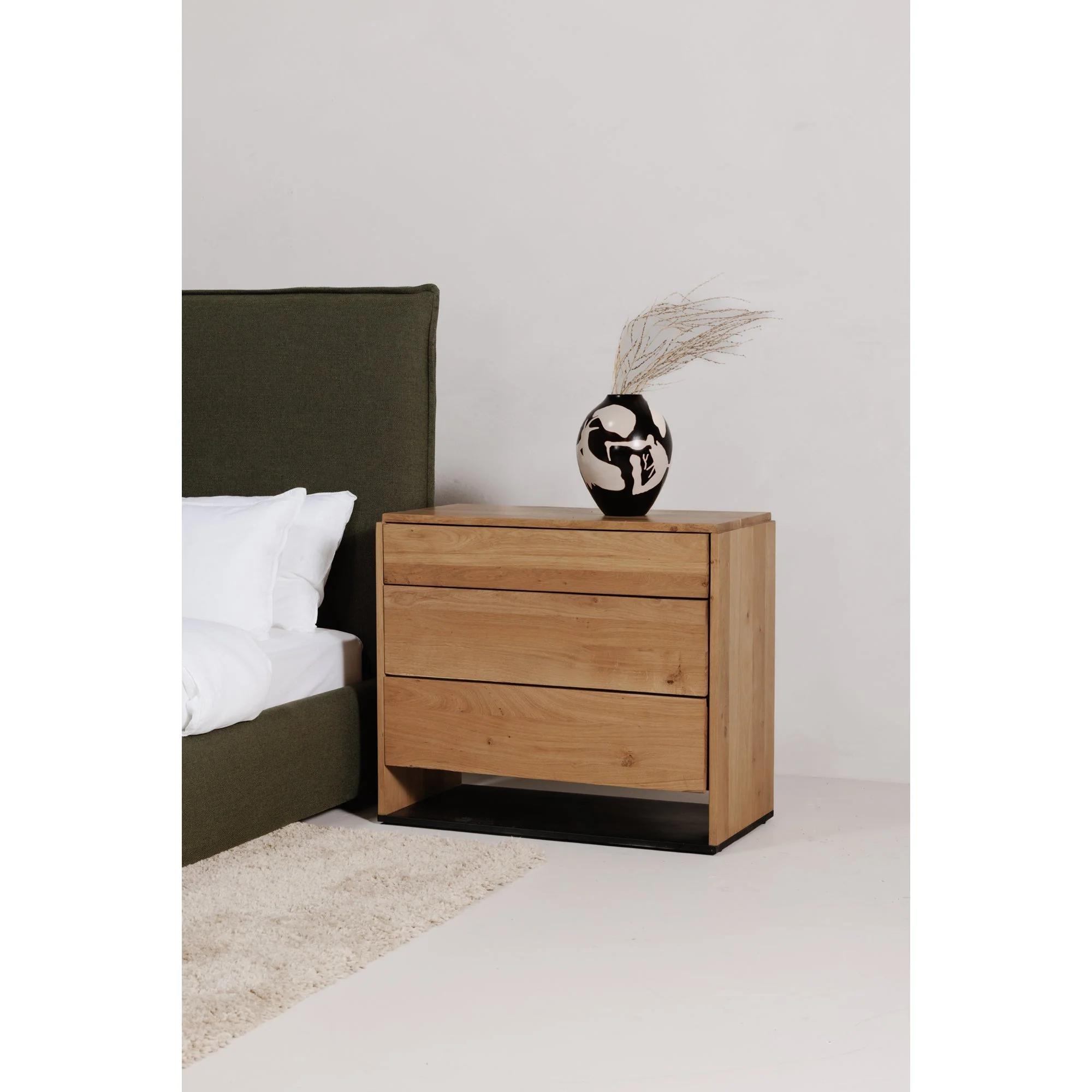 Moe's Home Collection Luzon Green Upholstered Queen Size Bed With Tall Headboard - Image 12