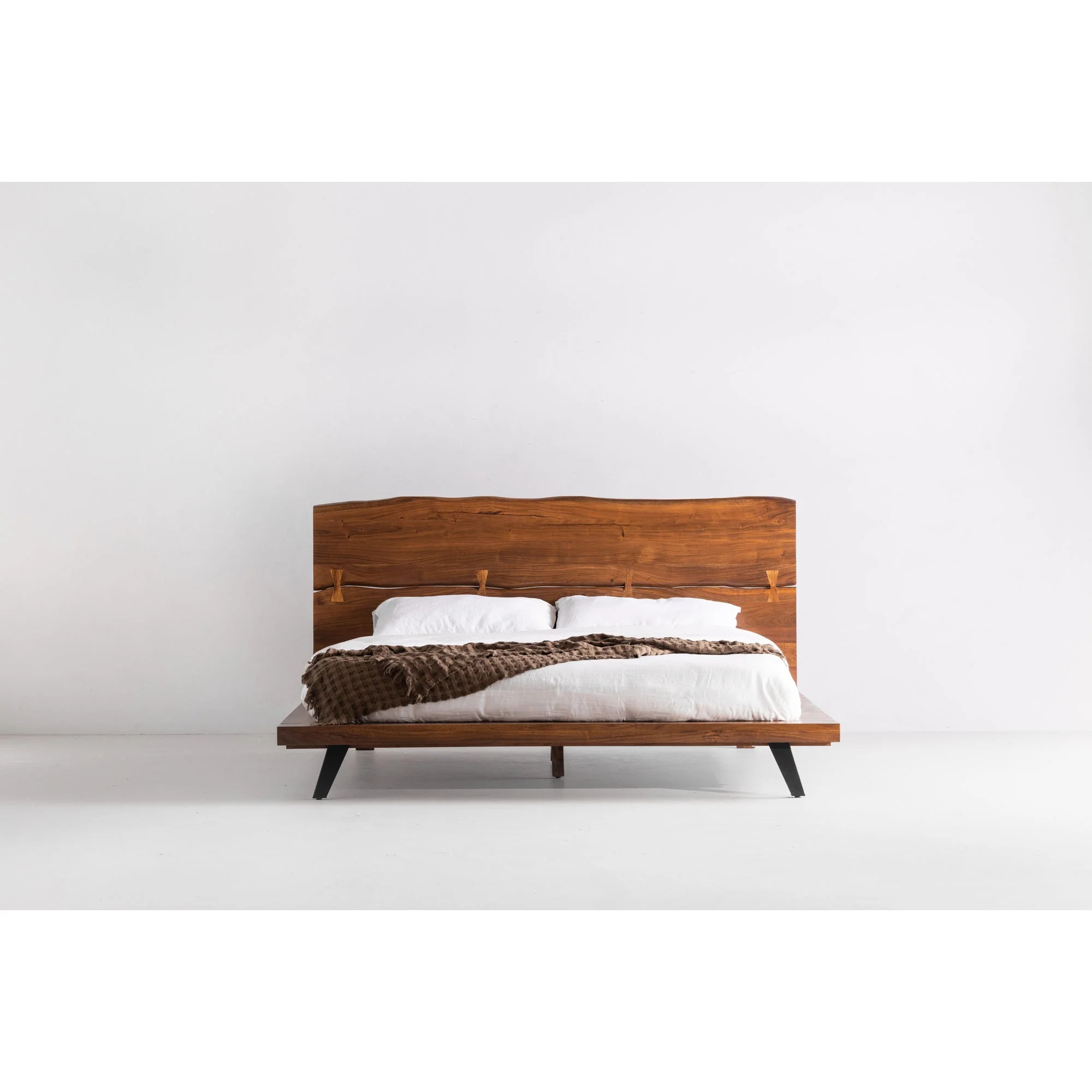 Moe's Home Collection Madagascar Brown Platform King Size Bed - Image 2