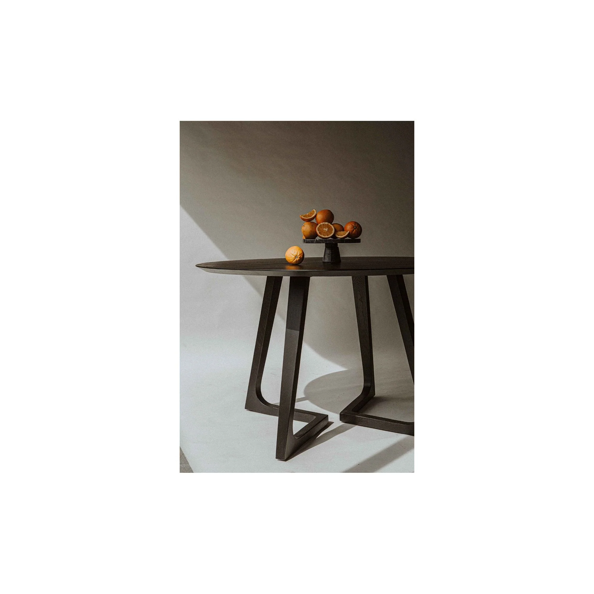 Moe's Home Godenza Round Dining Table Black - Image 3