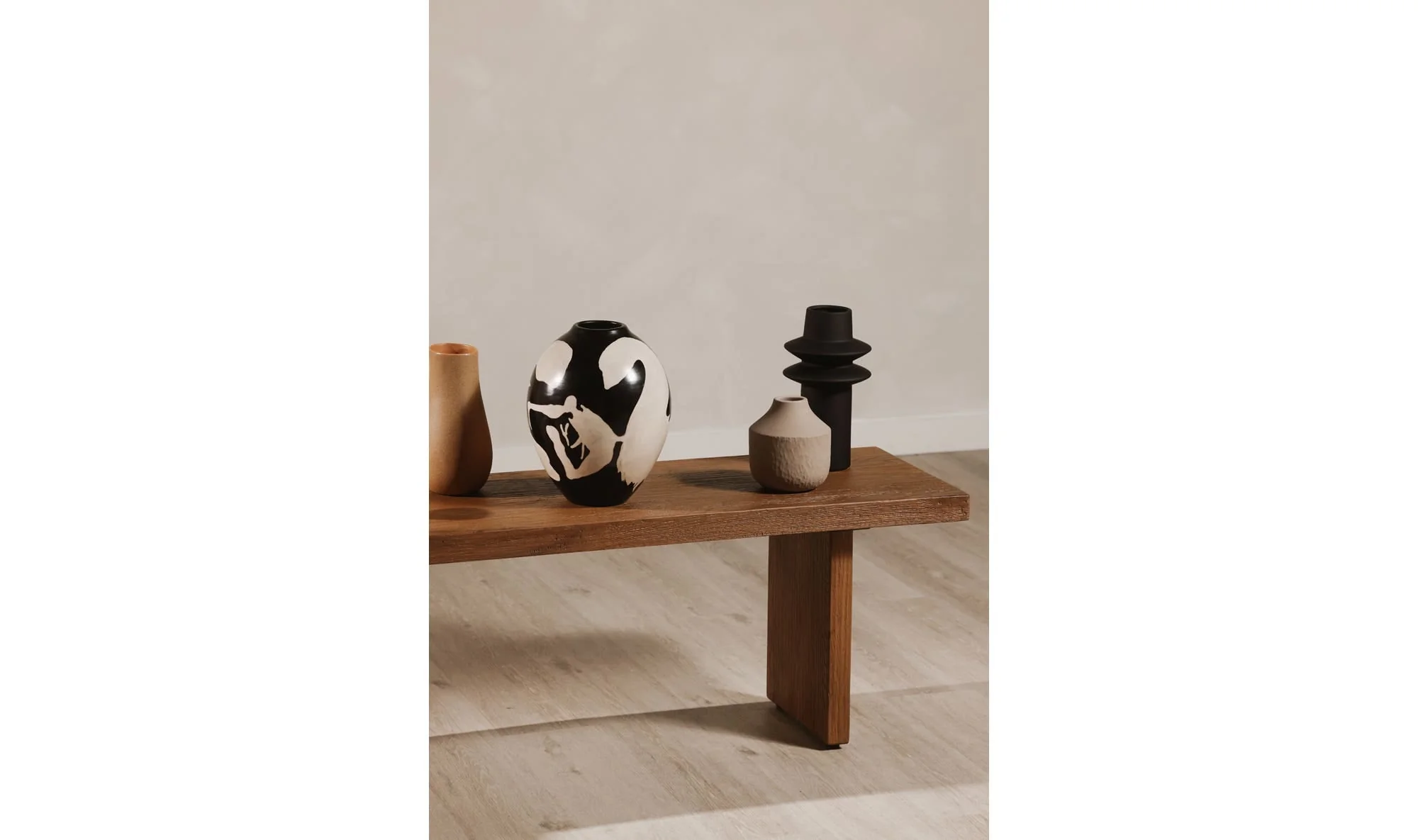 Moe's Home Koshi Bench Sandblasted Amber Oak - Image 4