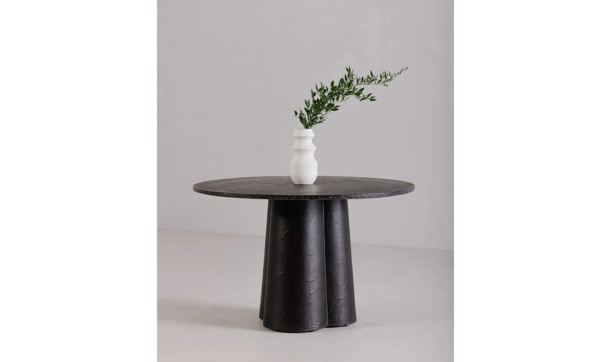 Moe's Home Mono Dining Table Black - Image 2