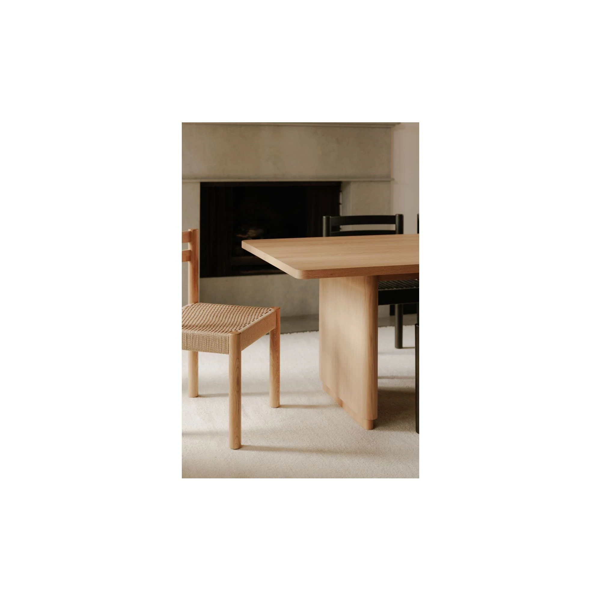 Moe's Home Round Off Large Dining Table Natural Oak - Image 2