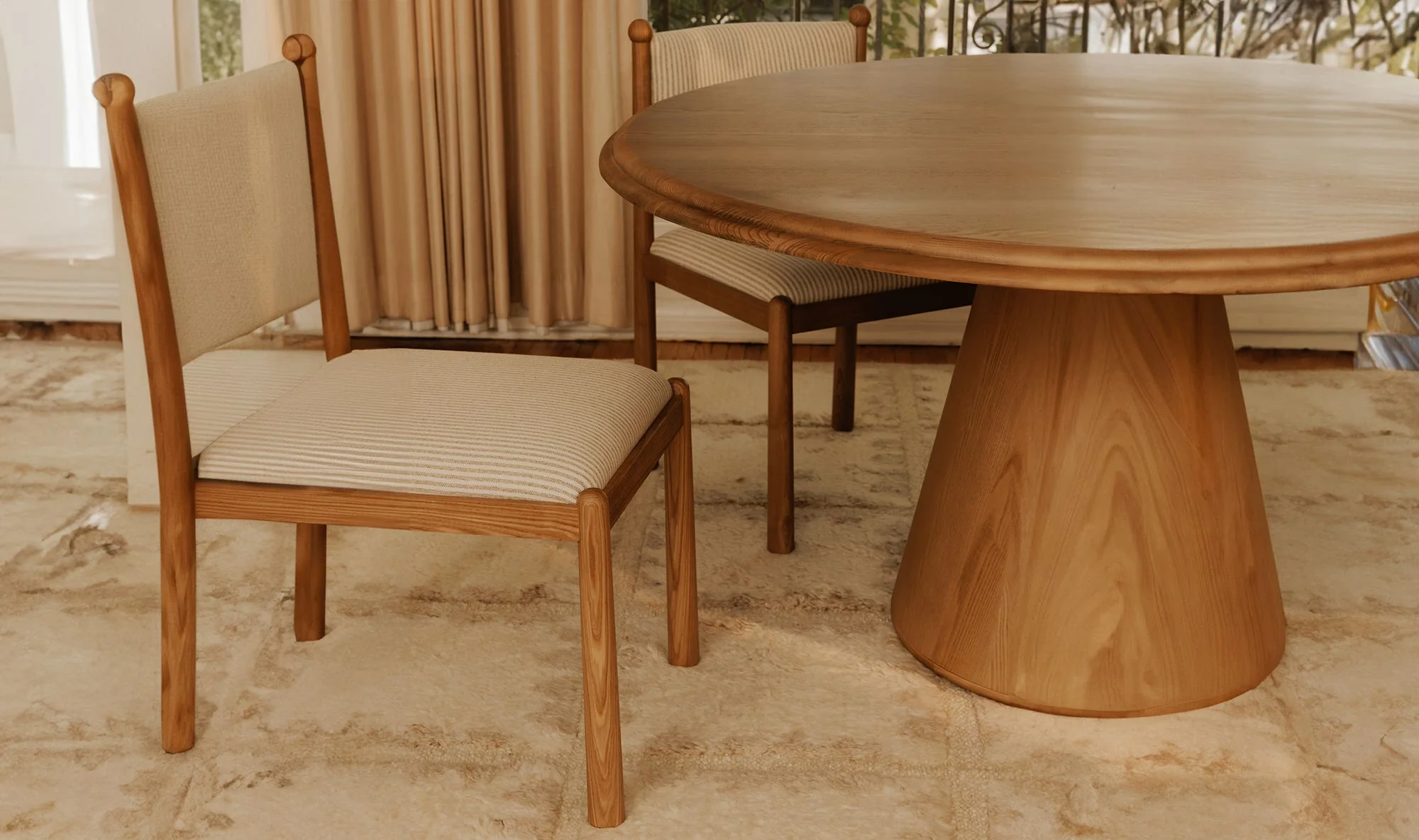 Moe's Home Tutto Dining Table Natural - Image 4
