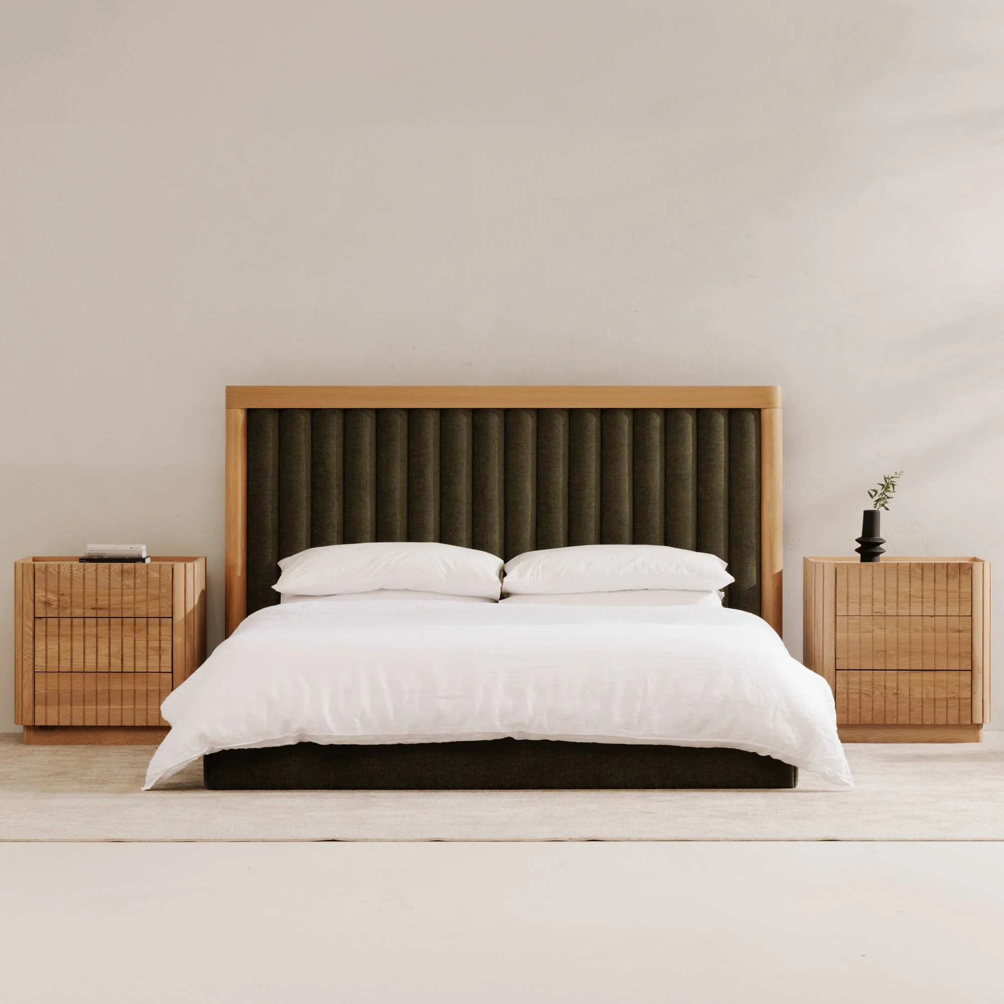 Moe's Home Collection Nina Green Upholstered King Size Bed - Image 14
