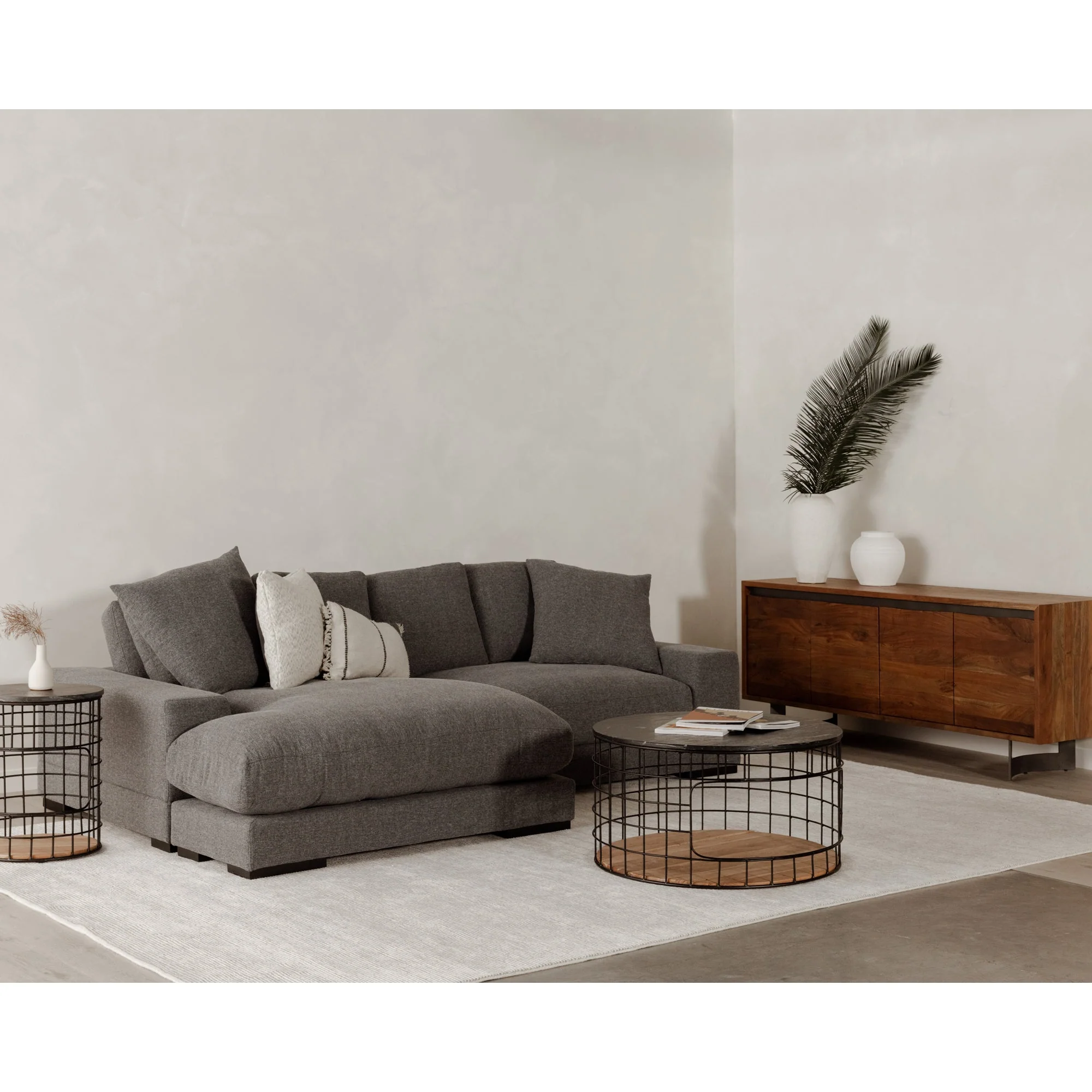 Moe's Home Collection Plunge Anthracite Sectional - Image 8