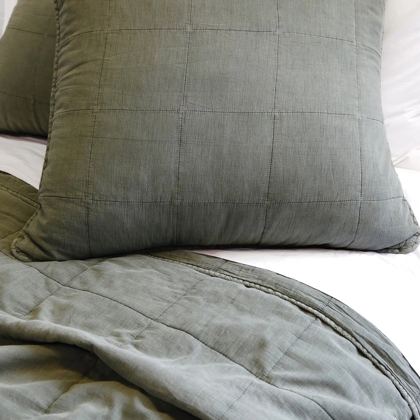 Pom Pom at Home Antwerp Moss Coverlet - Image 2