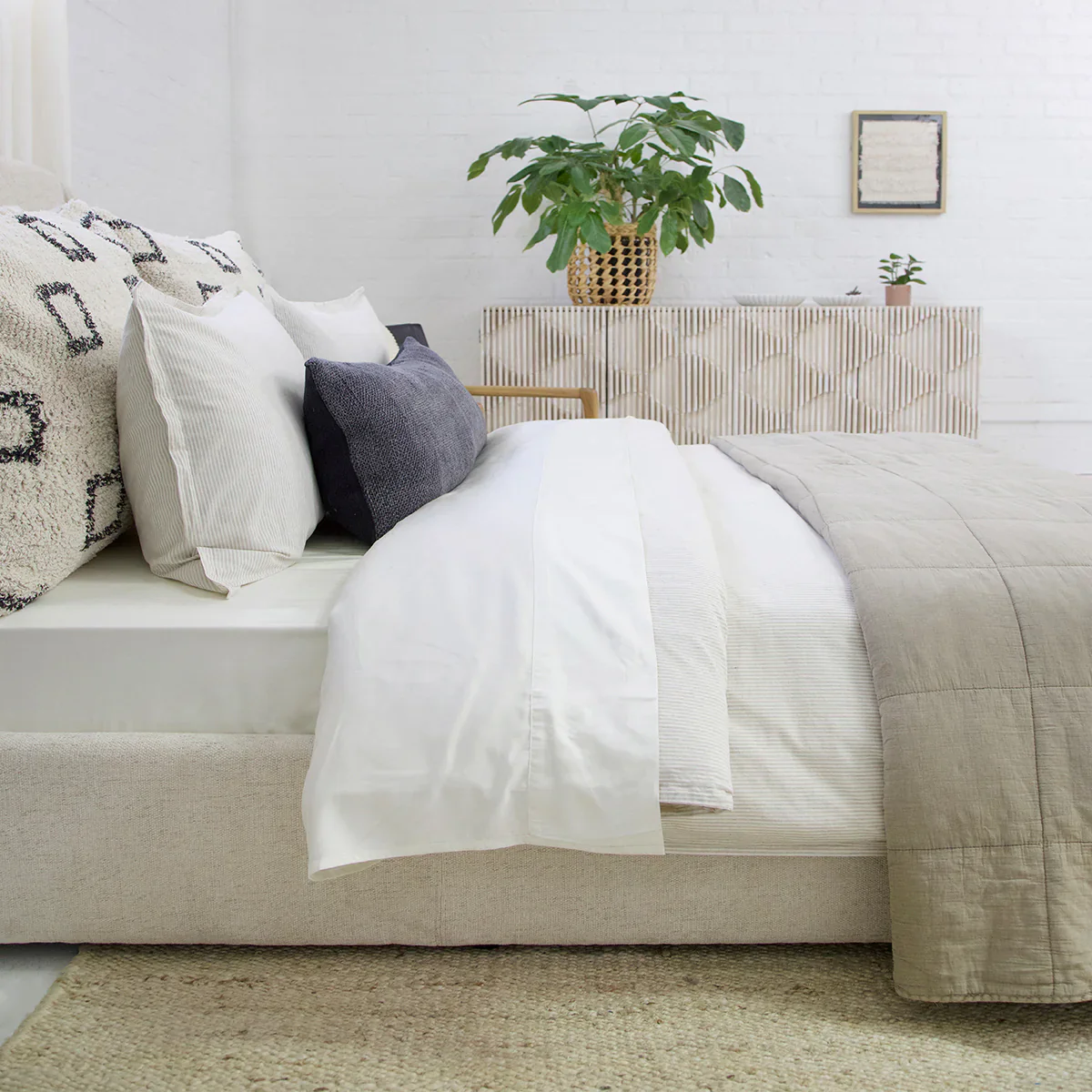 Pom Pom at Home Bowie Ivory and Grey Hand Woven Big Pillow with Insert  ~ 28 x 36 - Image 4