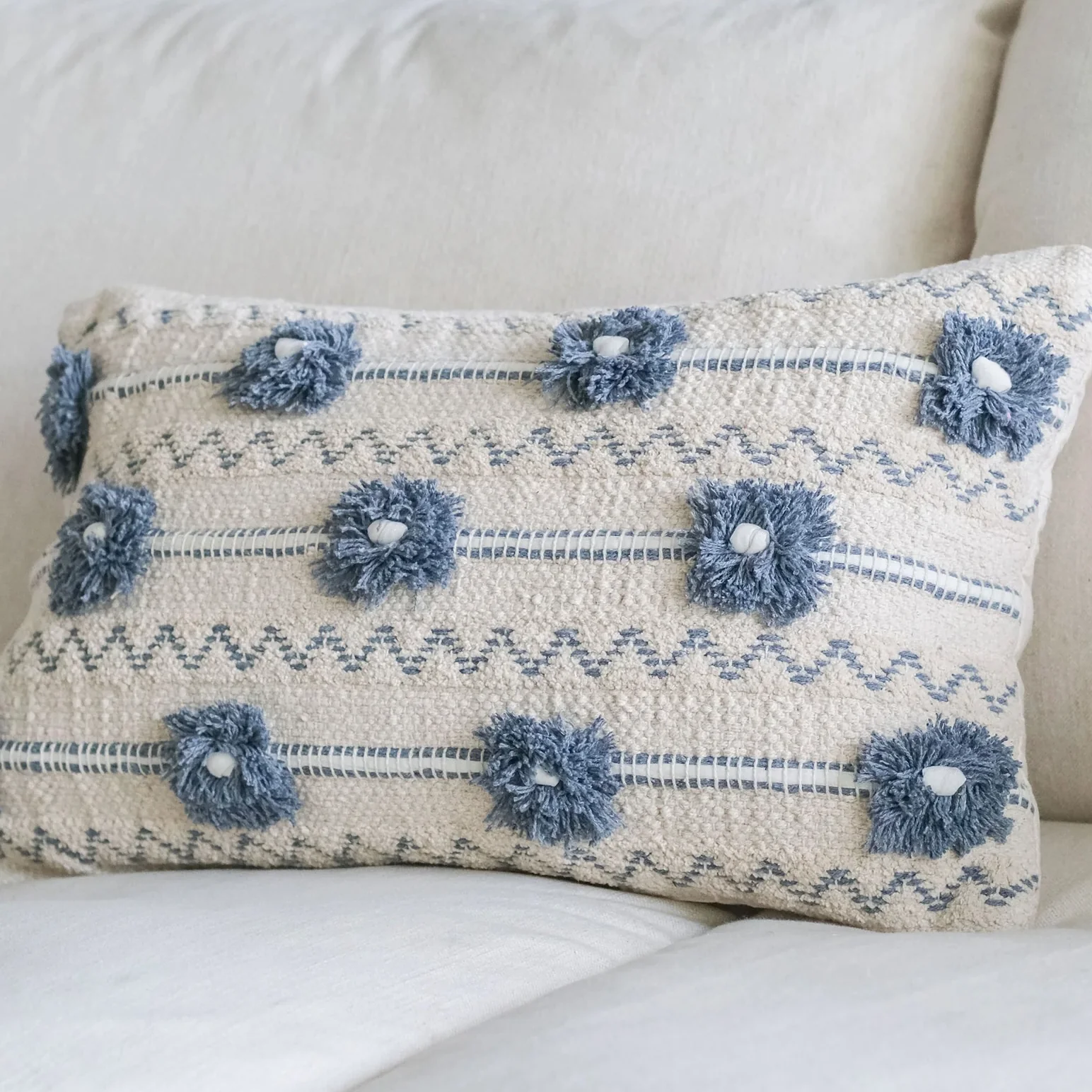 Pom Pom at Home Izzy Hand Woven Pillow with Insert ~ 14 x 24 - Image 4
