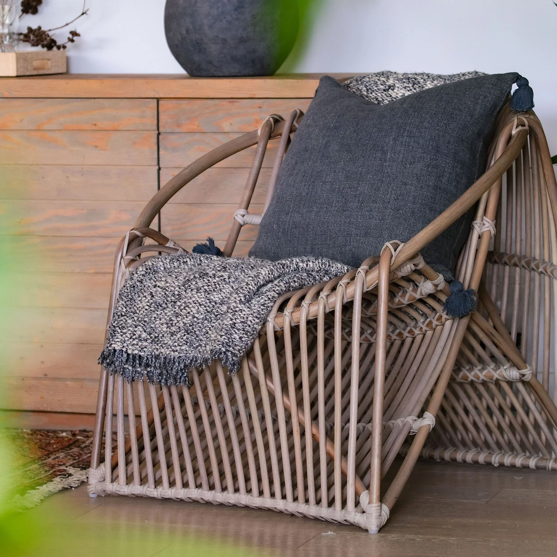 Pom Pom at Home Montauk Charcoal Linen Pillow with Tassels ~ 20 x 20 - Image 2