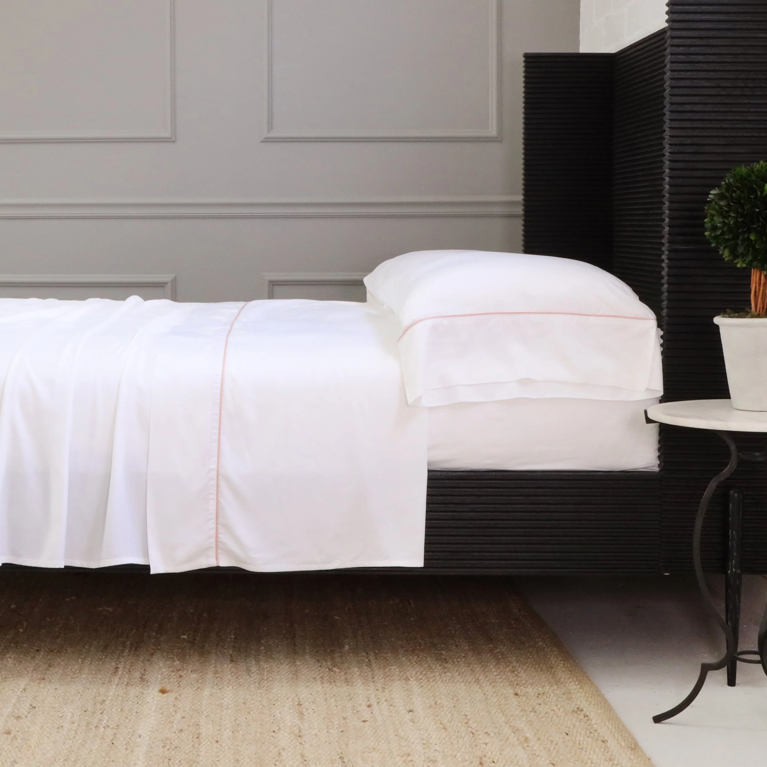 Pom Pom at Home Sheena Bamboo Sateen Sheet Set with Pink Piping Detail