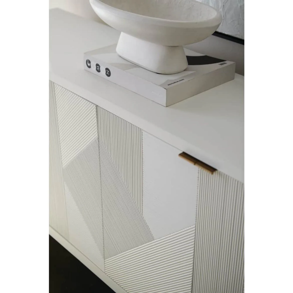 Rowe Furniture Nicco Cloud Finish White Credenza Buffet - Image 8