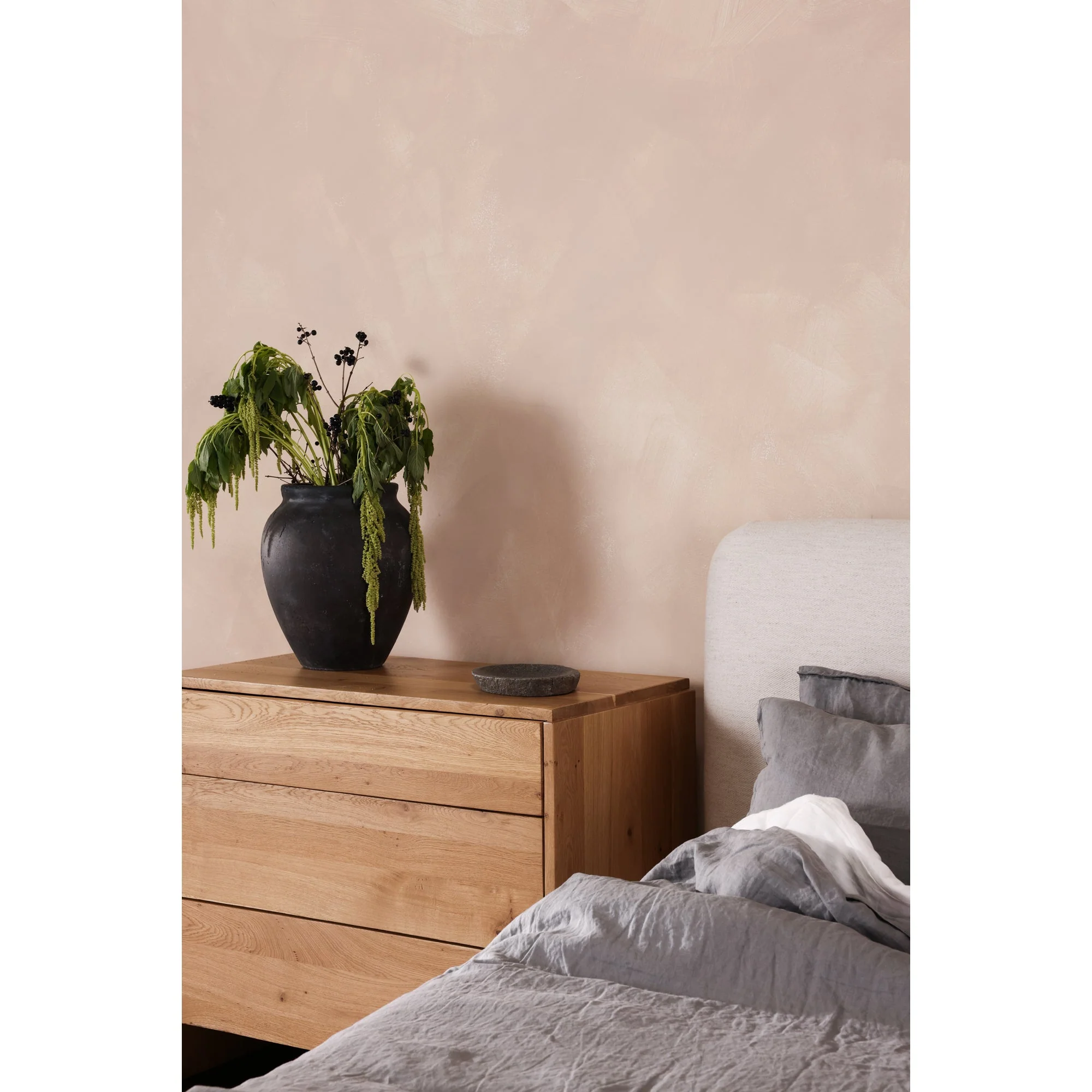Moe's Home Collection Samara Cottage Linen King Bed - Image 10