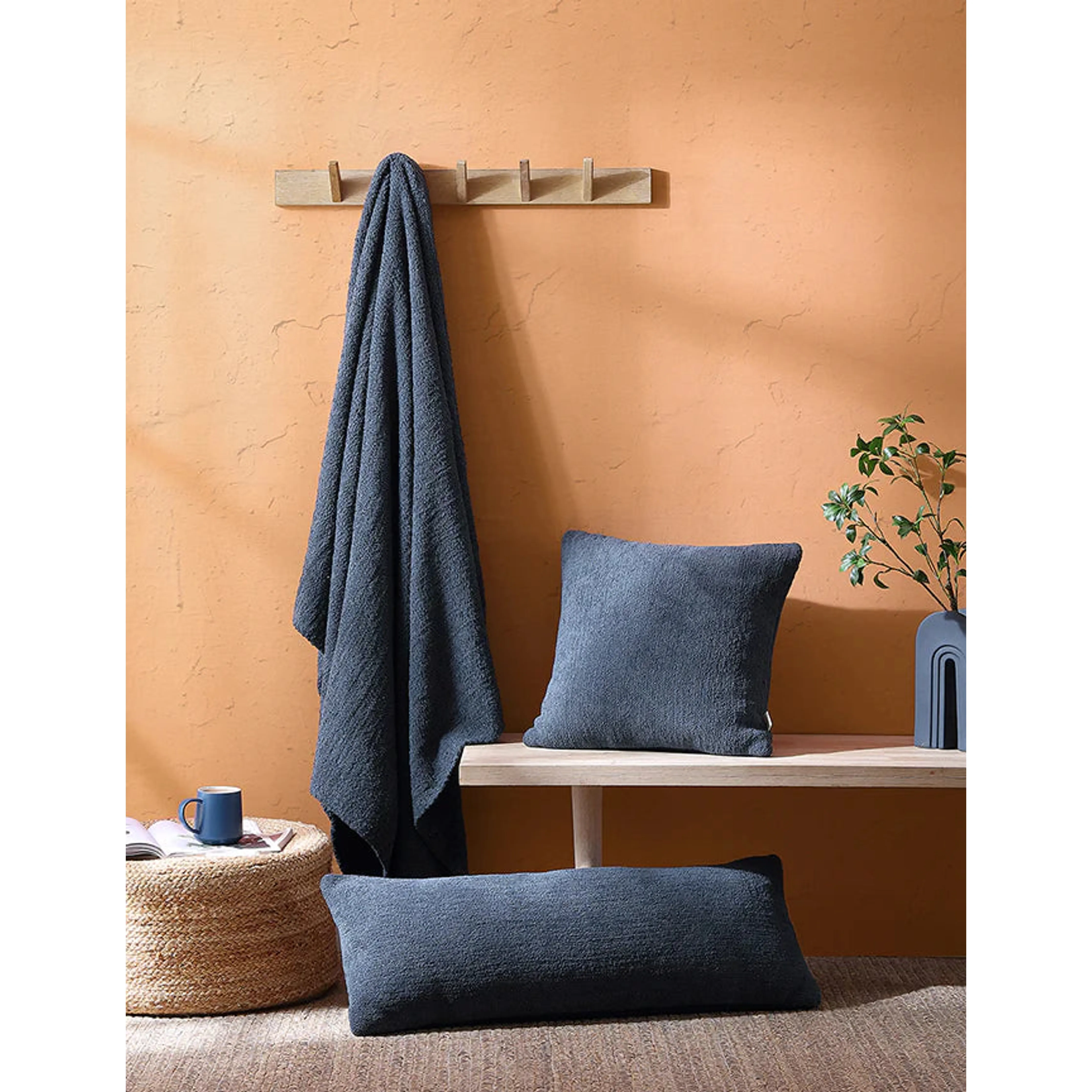 Sunday Citizen Midnight Snug Throw - Image 3