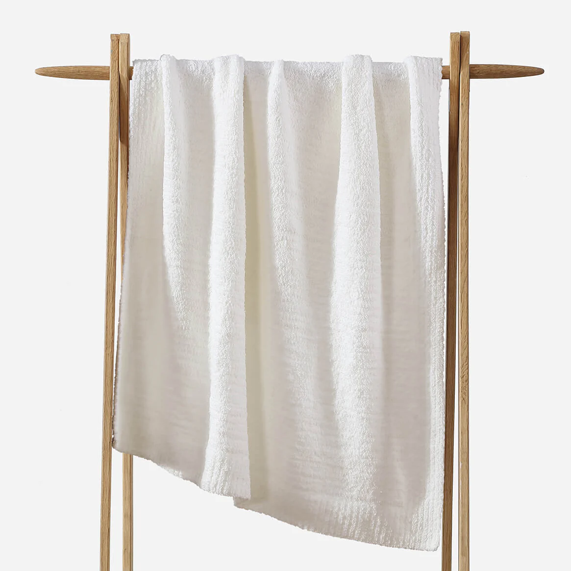 Sunday Citizen Snug Lap Throw in Off White ~ 60 x 48