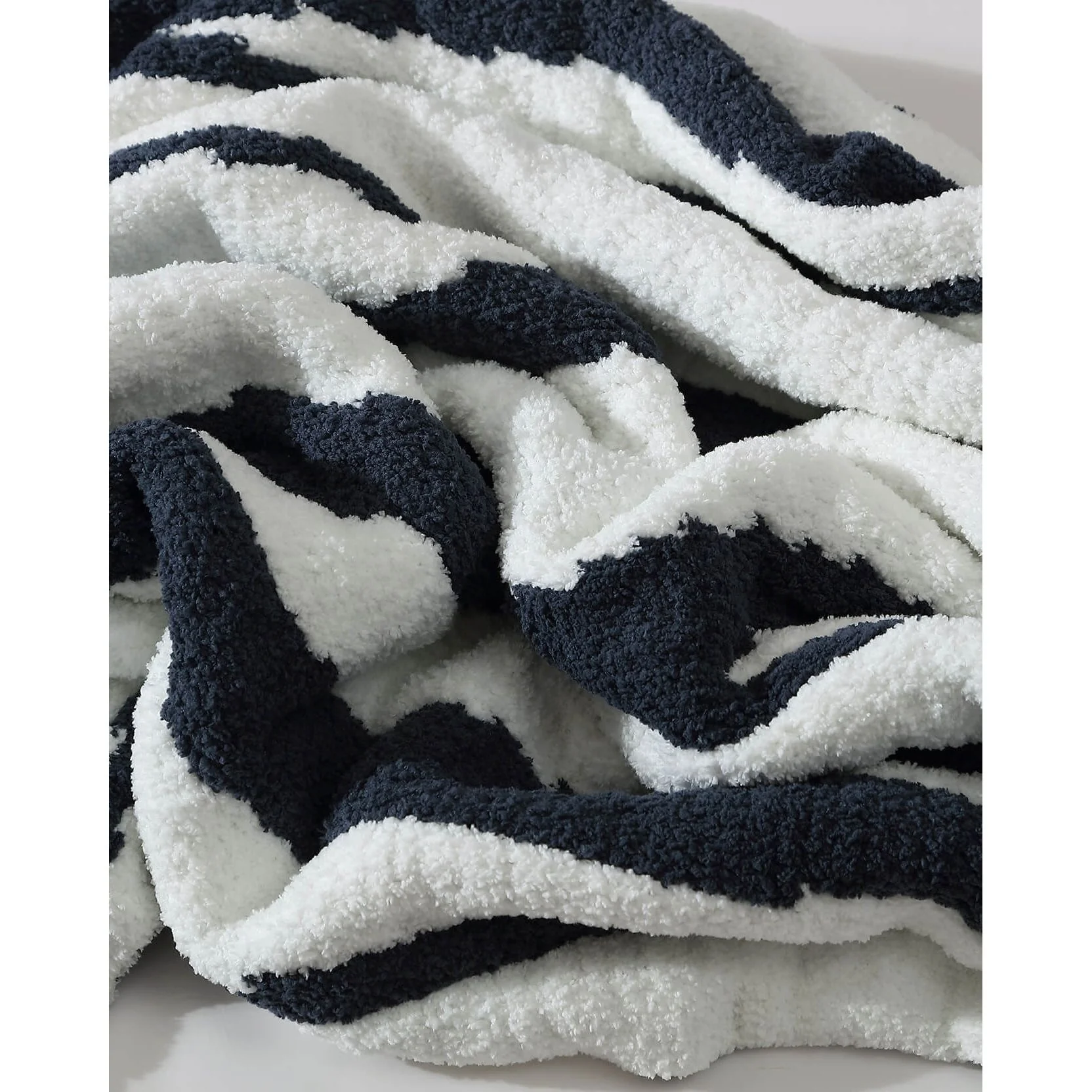 Sunday Citizen Woodland Throw in Midnight-Off White ~ 75 x 52 - Image 3