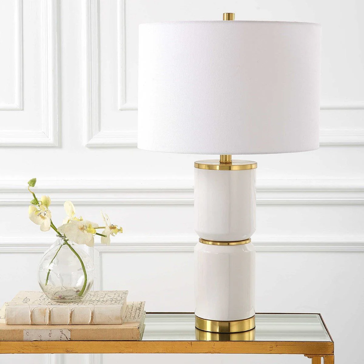 Casa Bella Living White Linen Shade with Gloss White and Gold Ceramic Base Table Lamp - Image 3