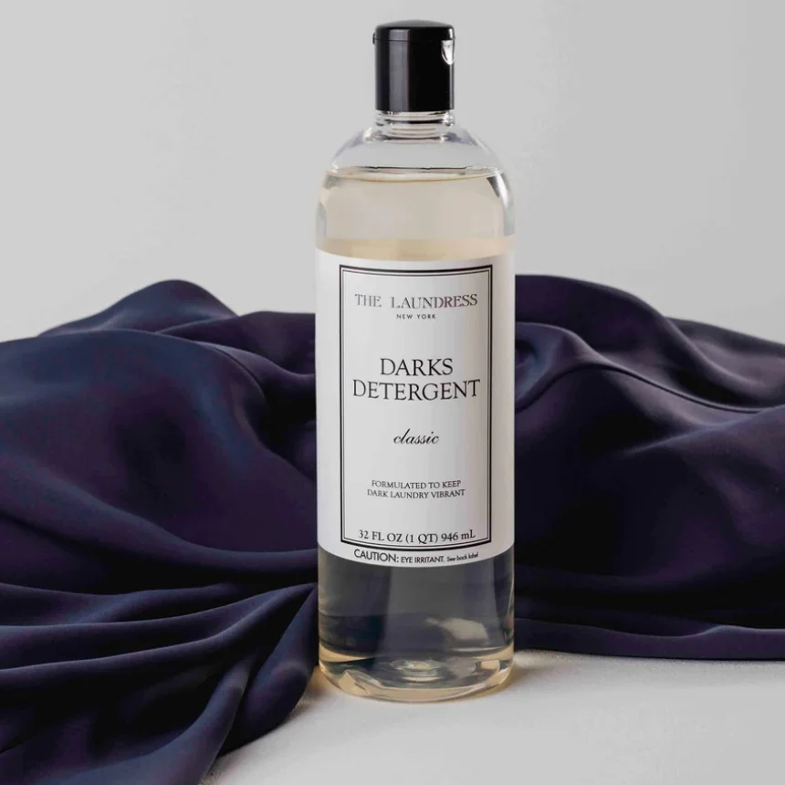 The Laundress Darks Detergent Classic Fragrance ~ 32 oz ~ IN-STORE PURCHASE ONLY - Image 2