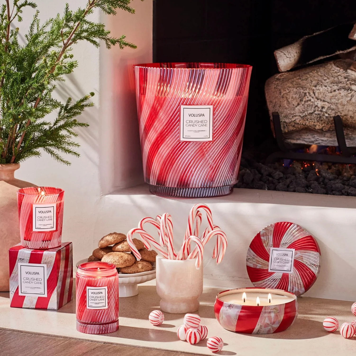 Voluspa Crushed Candy Cane Classic Candle ~ 6.5 oz. ~ SPRING SALE ~ Limited Quantity - Image 5