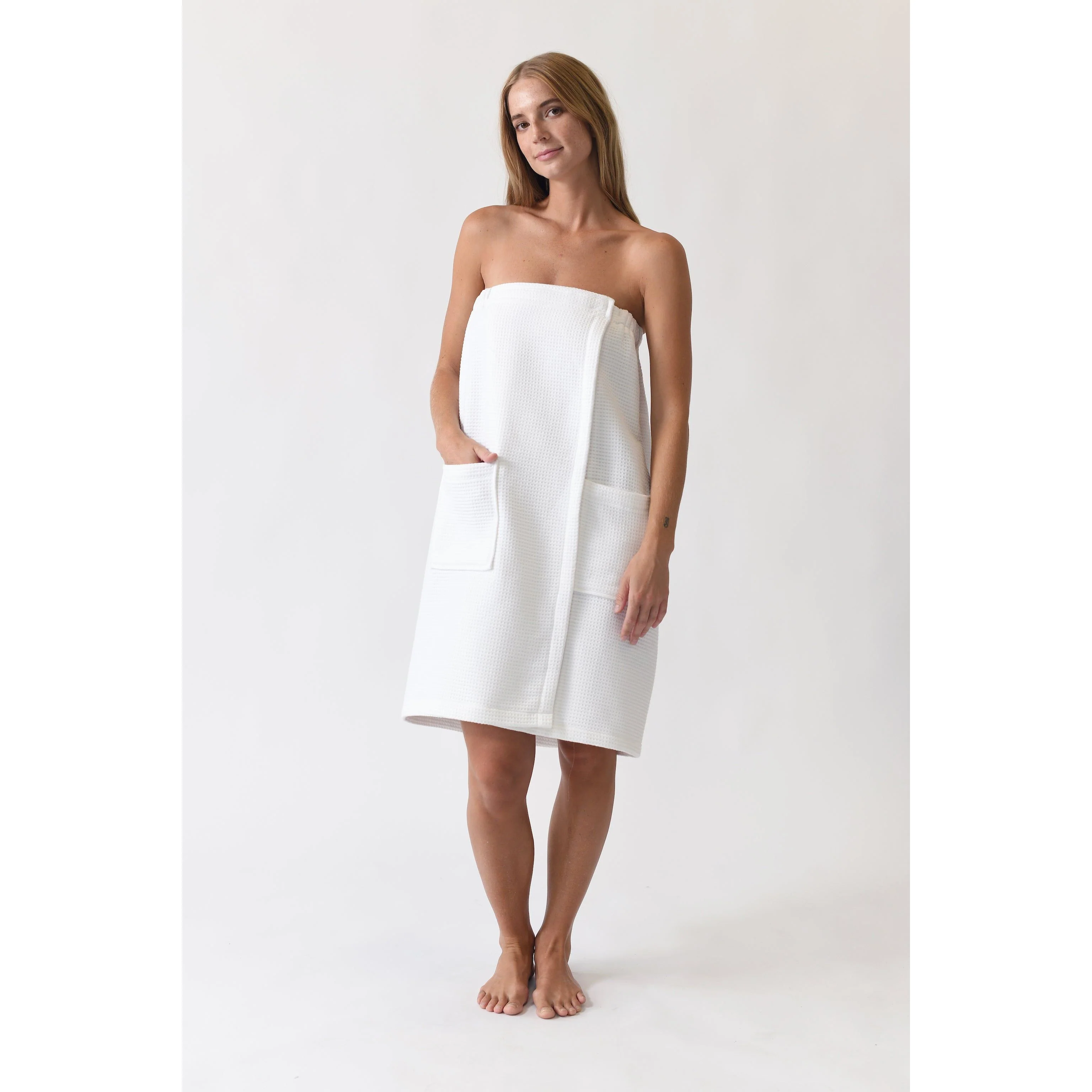Cozy Earth Waffle Bath Wrap Available in Charcoal, White and Light Grey - Image 3